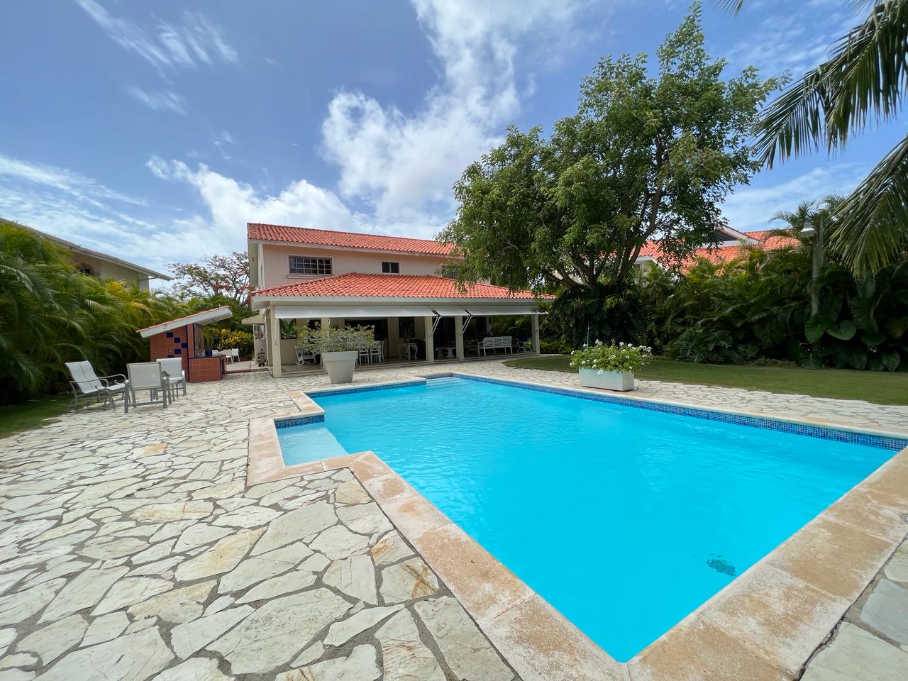 Villa  en Alquiler y Venta Amueblada  en Metro Country Club con Vista  Foto 7269313-6.jpg