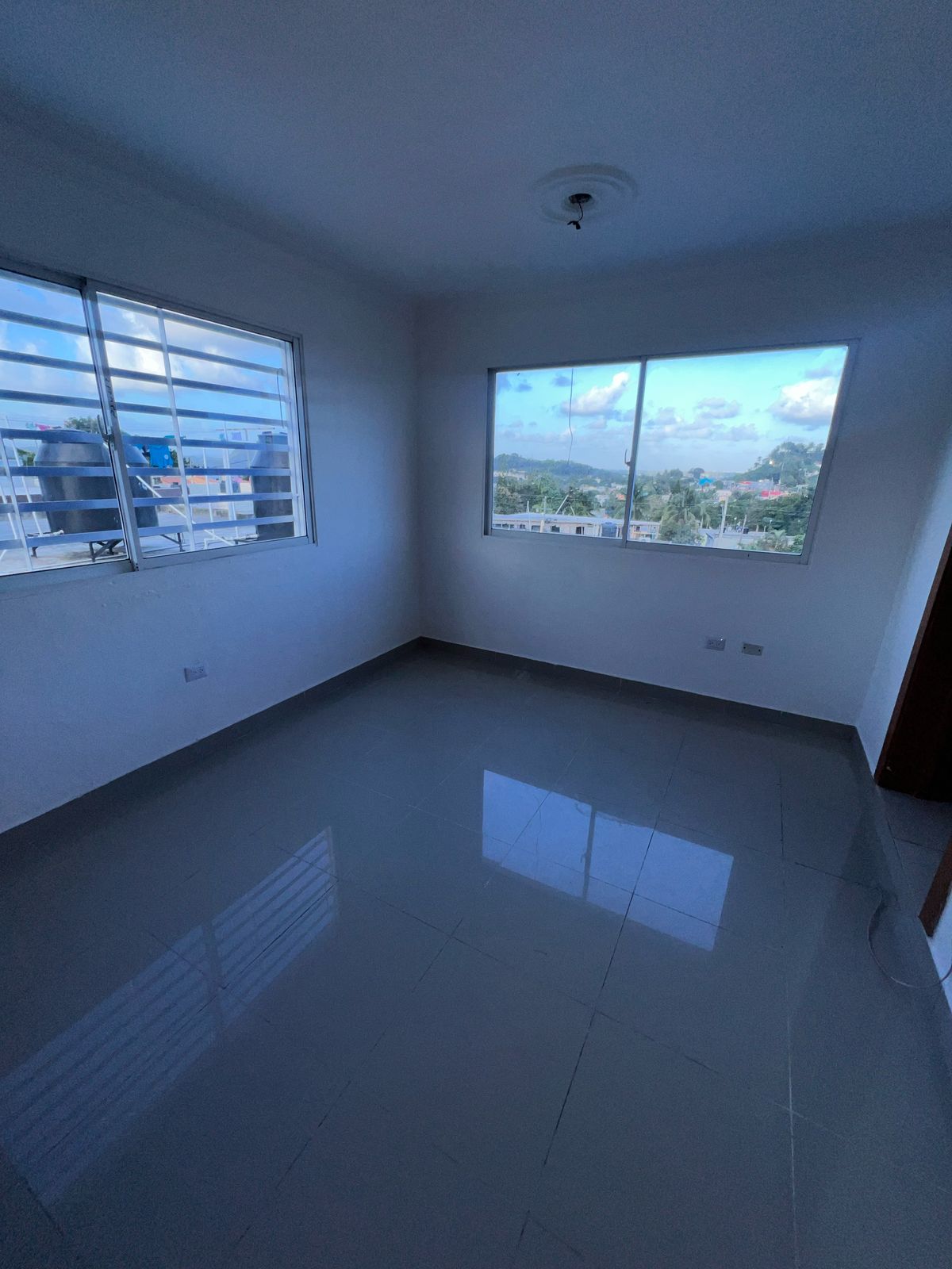 EN VENTA APARTAMENTO CERCANO AL SUPERMERCADO MANOLIN SAN CRISTÓBAL Foto 7269585-4.jpg
