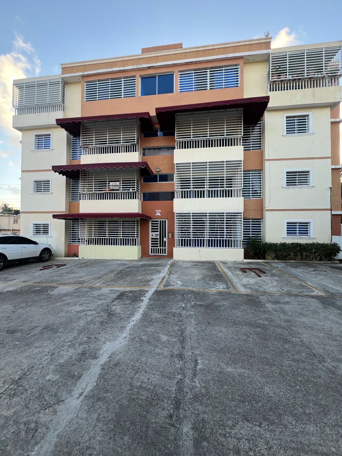 EN VENTA APARTAMENTO CERCANO AL SUPERMERCADO MANOLIN SAN CRISTÓBAL Foto 7269585-8.jpg