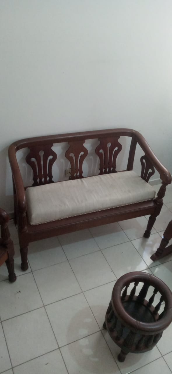 Juego de Sala de Caoba Centenaria - Reliquia de Más de 150 Años Foto 7269608-12.jpg