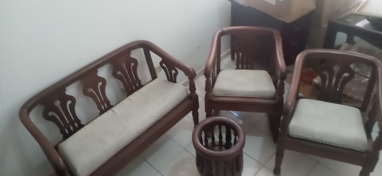 Juego de Sala de Caoba Centenaria - Reliquia de Más de 150 Años Foto 7269608-4.jpg