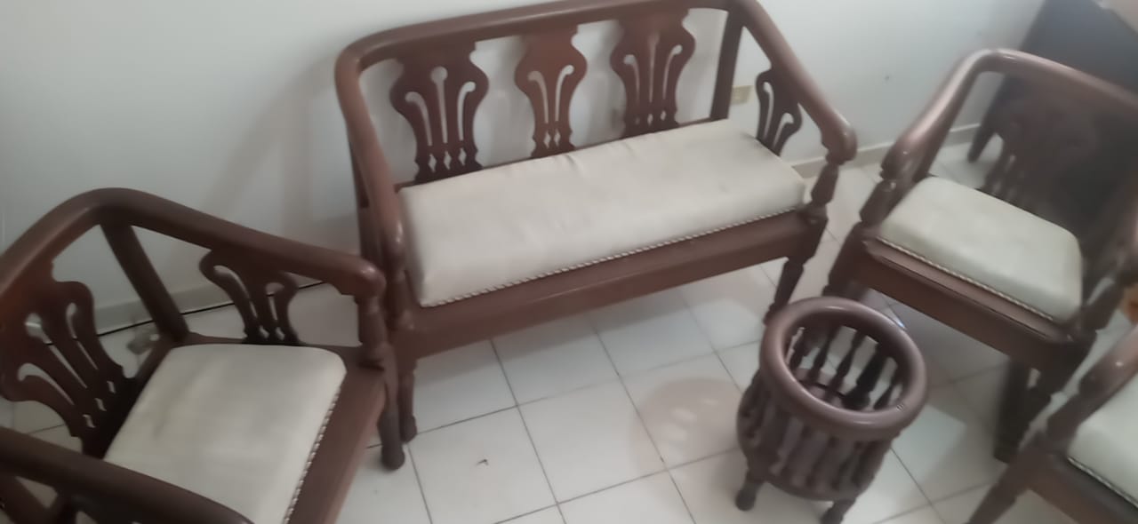 Juego de Sala de Caoba Centenaria - Reliquia de Más de 150 Años Foto 7269608-5.jpg