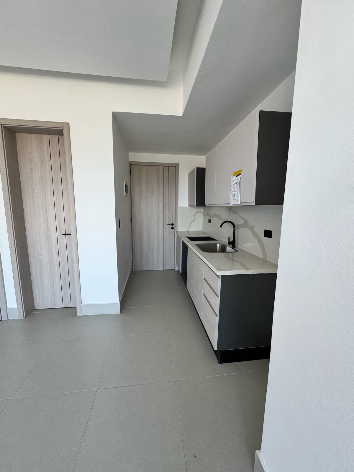 Vendo espectacular apartamento en torre listo para vivir en Santo domi Foto 7269648-6.jpg