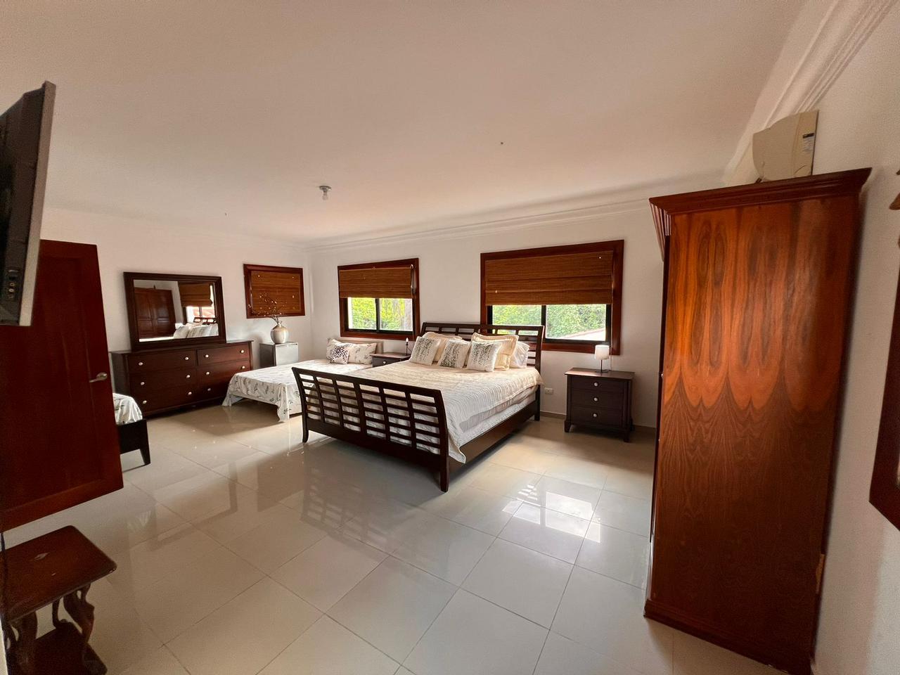 Vendo exclusiva villa en Metro country club Juan Dolio Foto 7269707-8.jpg