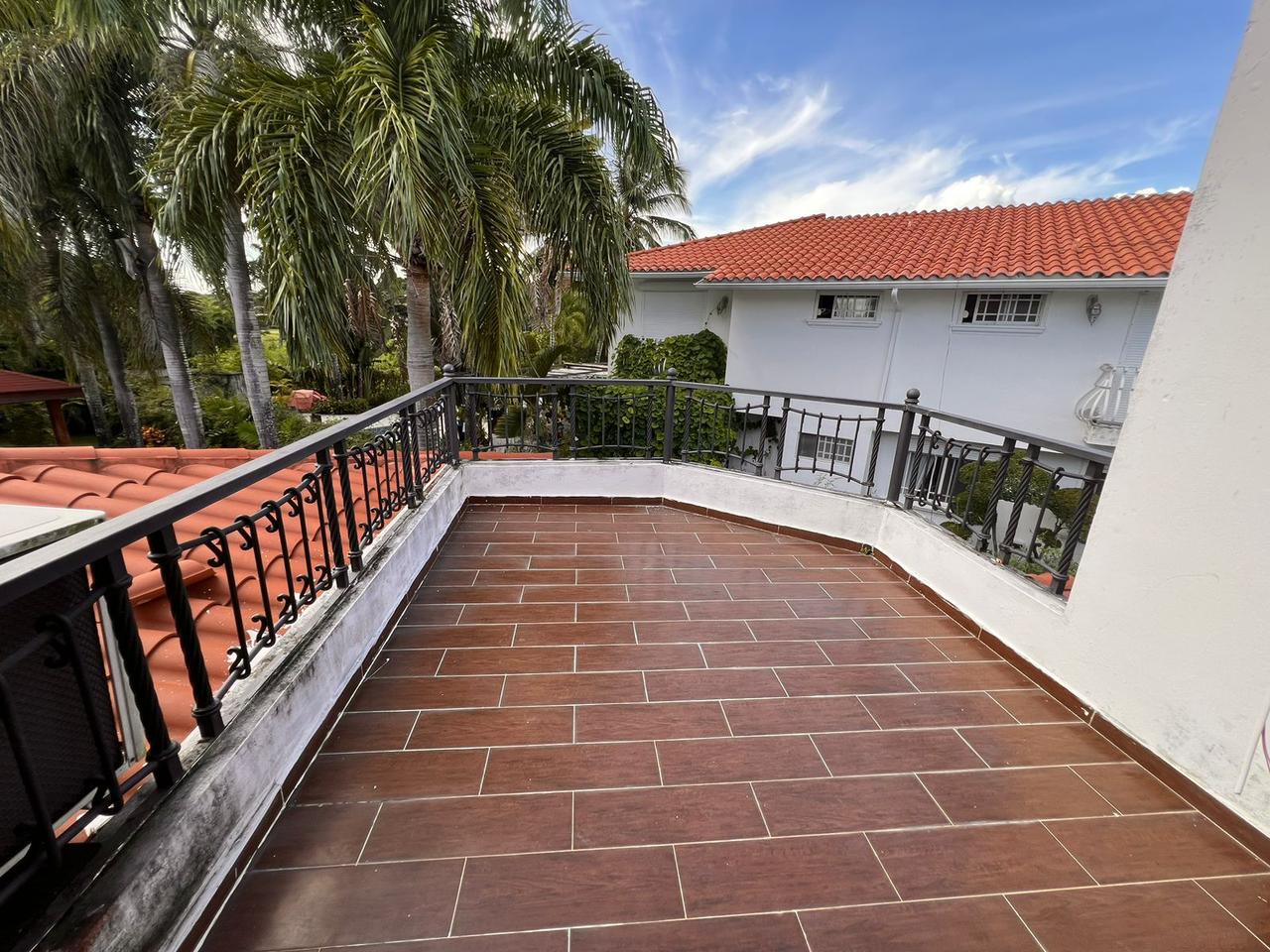 Vendo exclusiva villa en Metro country club Juan Dolio Foto 7269707-9.jpg