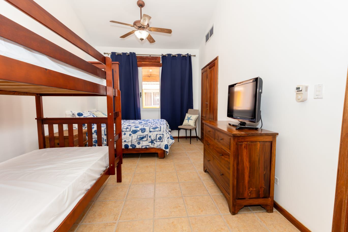 Vendo apartamento en segundo piso en Juan Dolio Foto 7269763-15.jpg