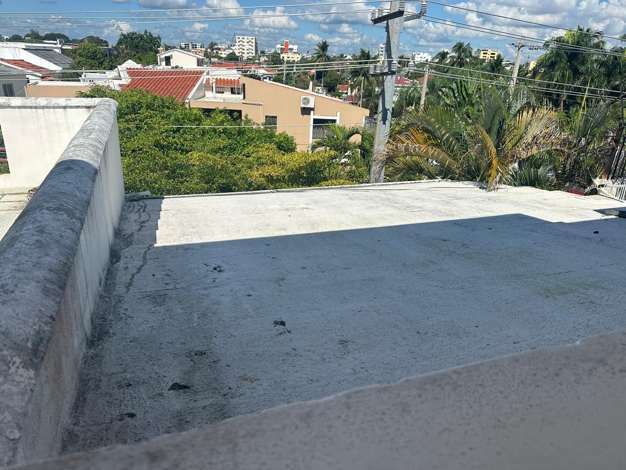 Vendo Casa de 3 niveles en La Castellana 4 HABS. 350 Mts.2 de OPORTUNI Foto 7270112-12.jpg