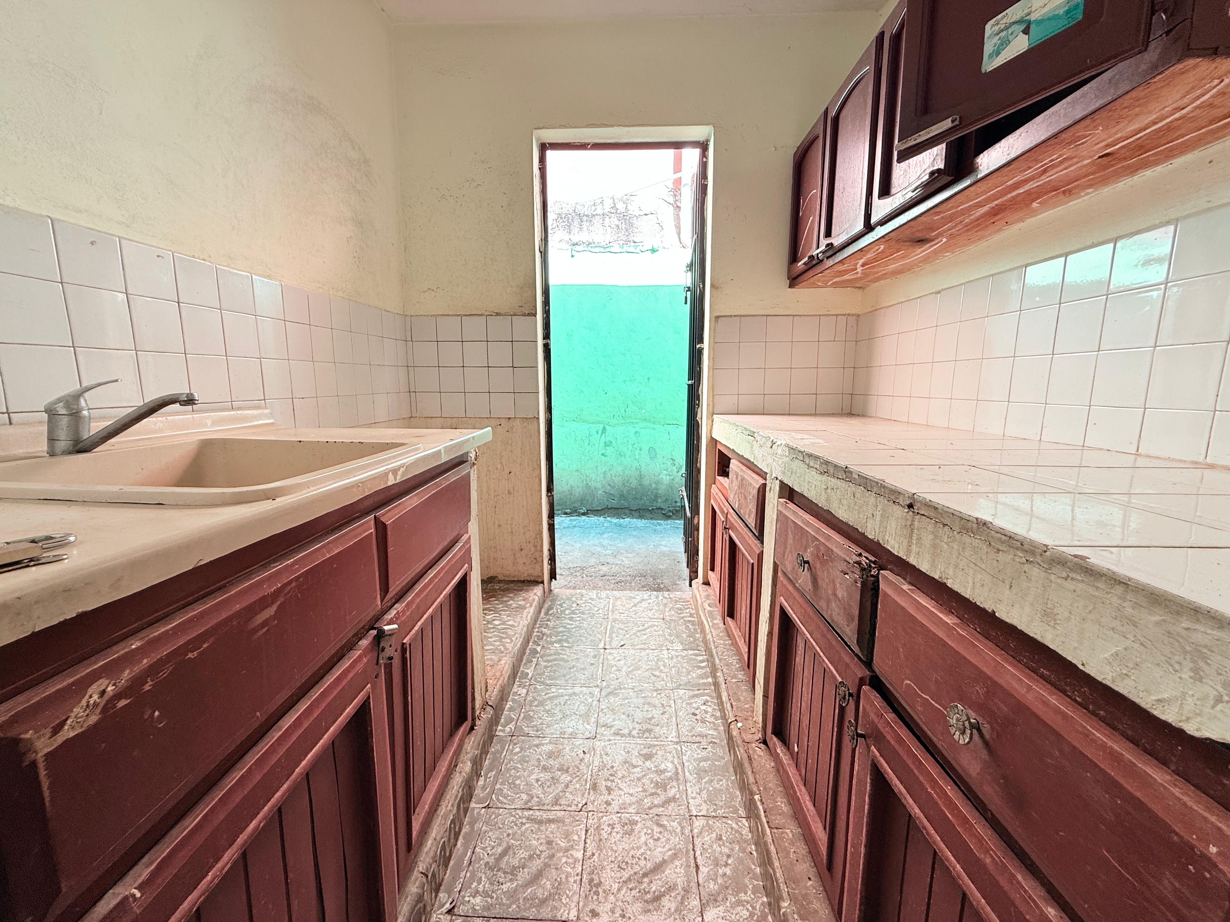VENDO CASA A REMODELAR EN JUAN PABLO DUARTE STO DGO ESTE Foto 7270152-5.jpg