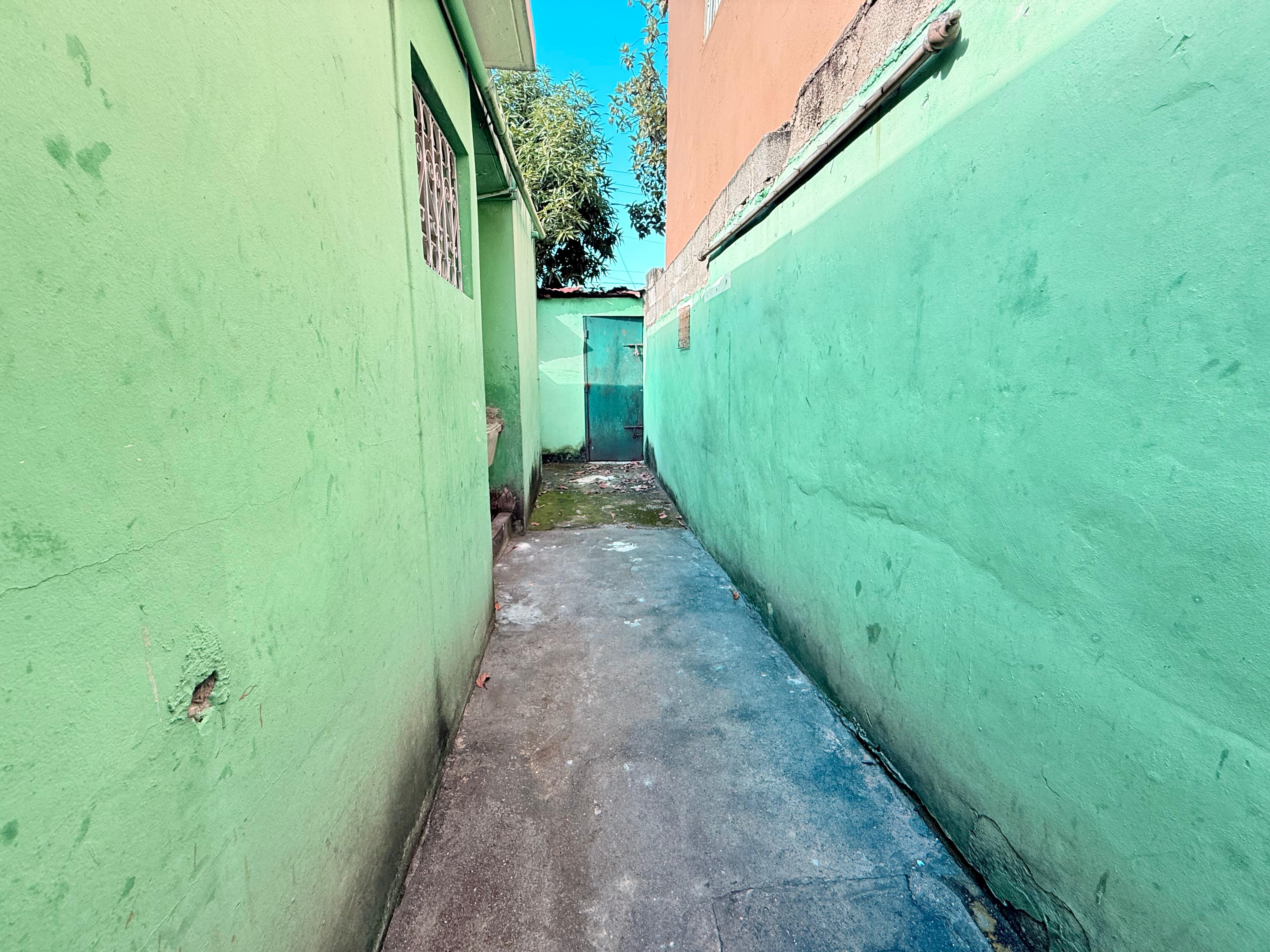 VENDO CASA A REMODELAR EN JUAN PABLO DUARTE STO DGO ESTE Foto 7270152-7.jpg
