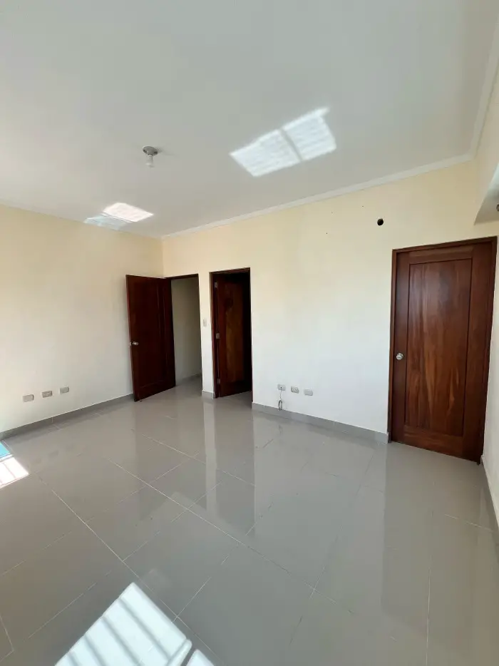 Se alquila hermoso apartamento Evaristo Morales Foto 7270213-8.jpg