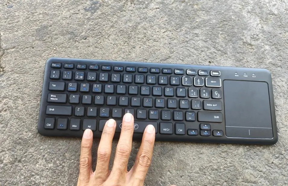 Teclado inalámbrico para Mac Windows y Android Con touchpad / bluetoot Foto 7270226-6.jpg