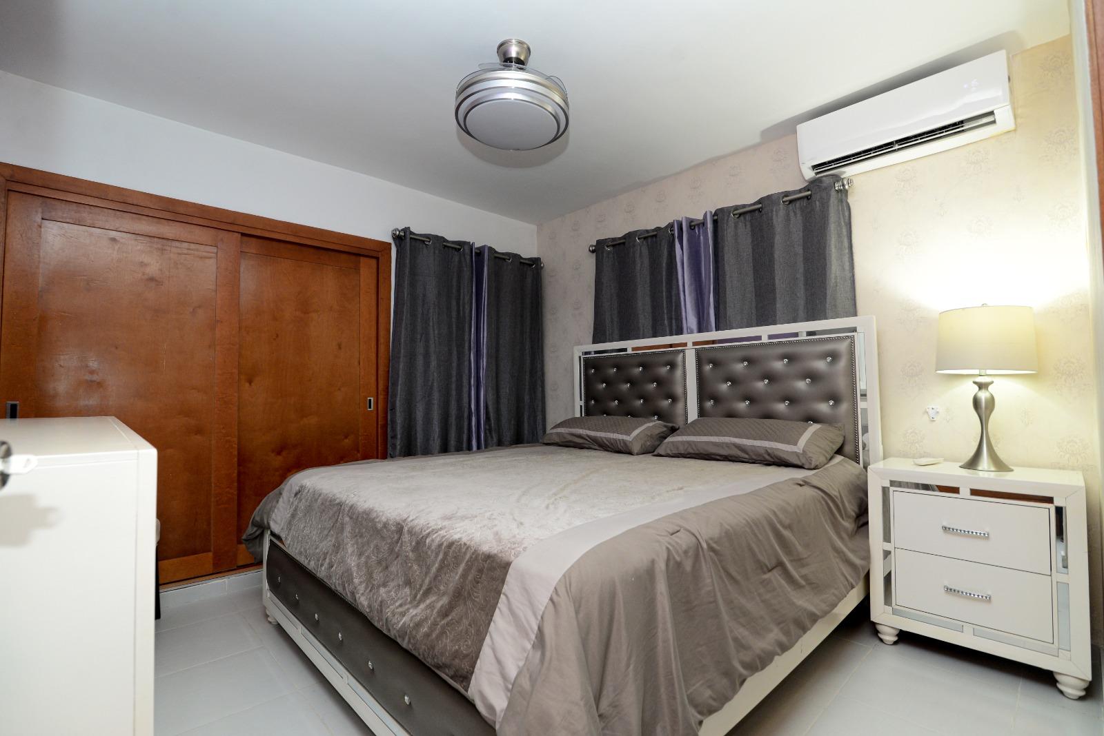 Vendo inmueble en la Charles de Gaulle.  Foto 7270355-4.jpg