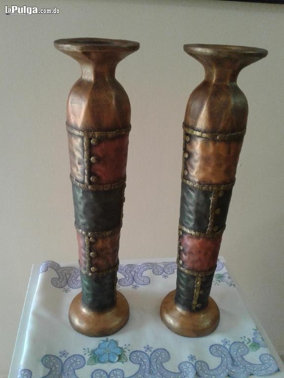 Vendo dos candelabros muy elegantes para adornar su hogar Foto 7270493-3.jpg