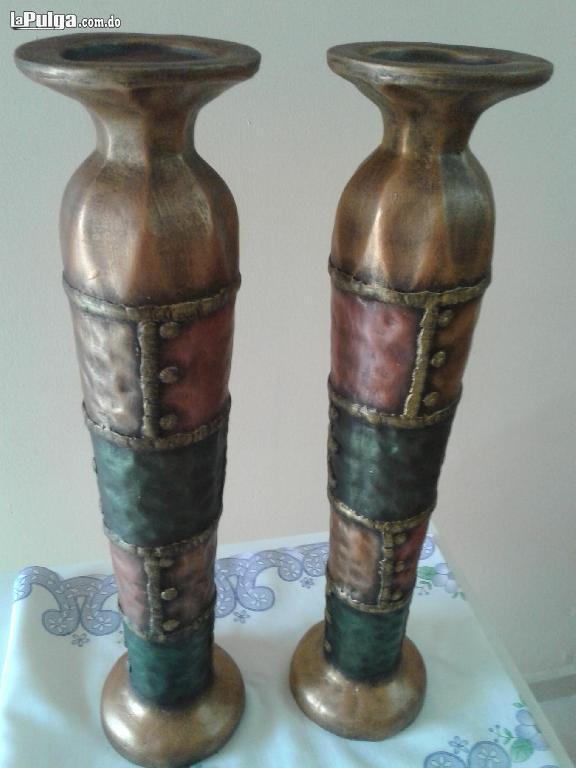 Vendo dos candelabros muy elegantes para adornar su hogar Foto 7270493-6.jpg