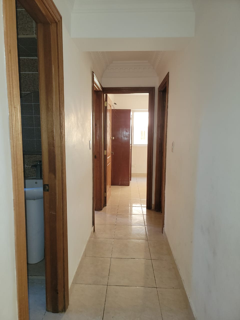 VENDO APARTAMENTO 3ER. NIVEL EN EL ENS. ISABELITA PROX A LA JCE DE LAS Foto 7270514-8.jpg