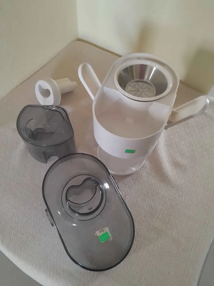 Extractor de jugos - exprimidor Kenwood JE500 centrifugador de dos vel Foto 7270522-3.jpg