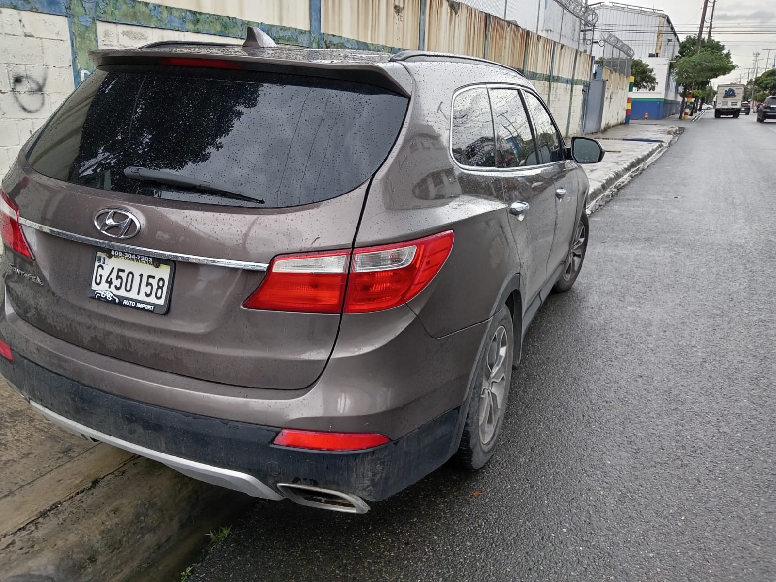 2014 Hyundai grand santa fe - 3 filas asientos Foto 7270669-5.jpg