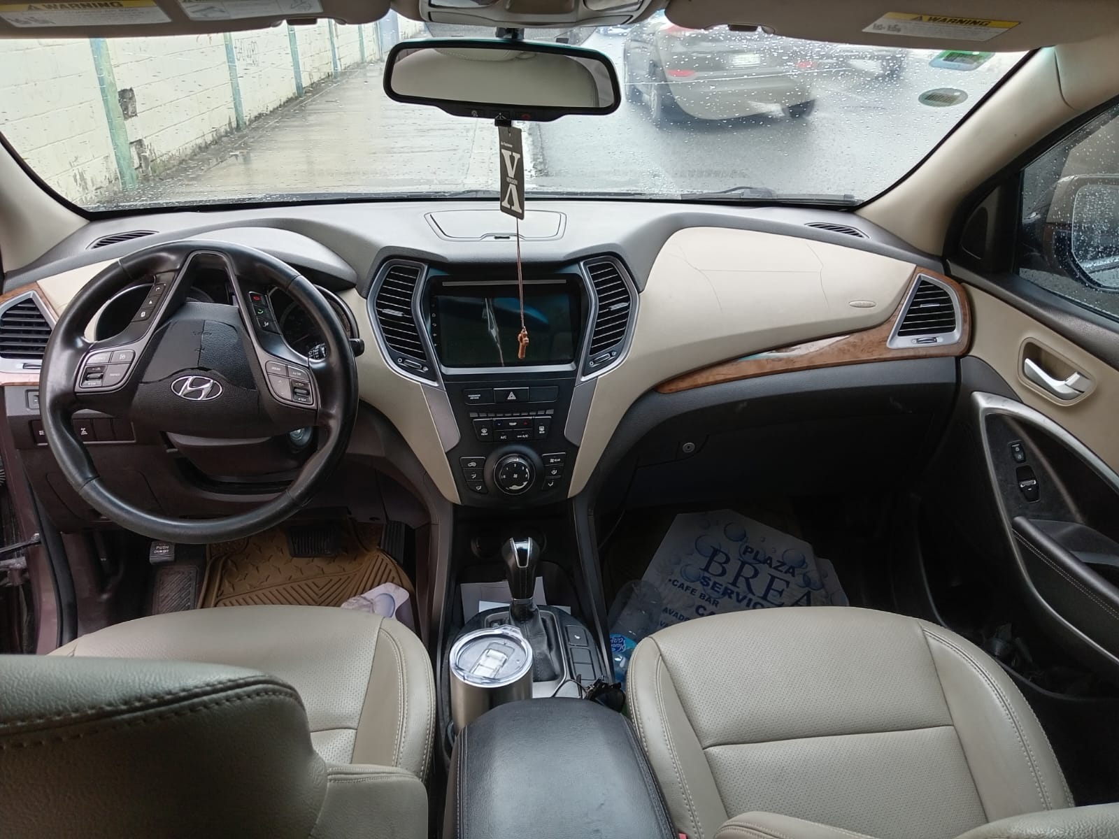 2014 Hyundai grand santa fe - 3 filas asientos Foto 7270669-9.jpg