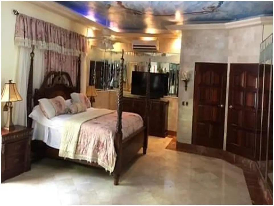 Vendo Exclusiva Villa en el Complejo de LOS ARTISTA….CASA DE CAMPO 1RA Foto 7270680-5.jpg