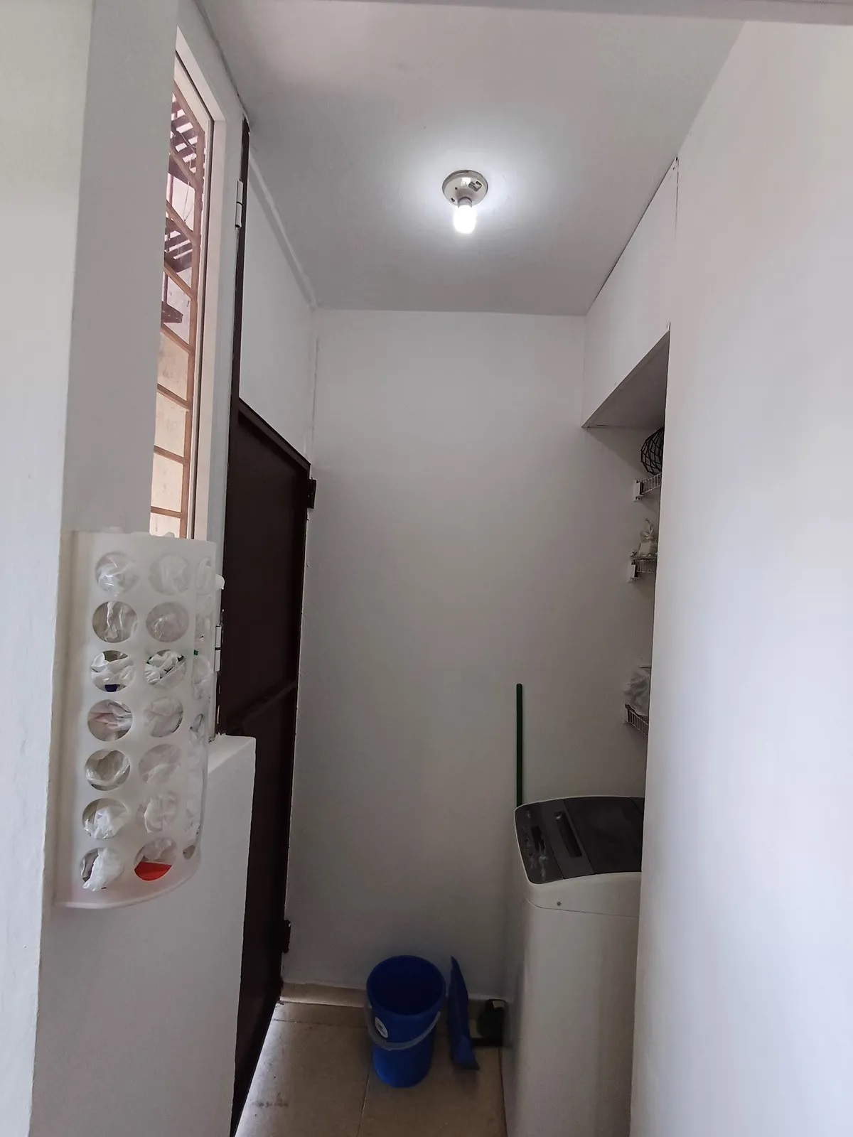 ALQUILER DE APARTAMENTO AMUEBLADO EN ZONA UNIVERSITARIA Foto 7270698-5.jpg