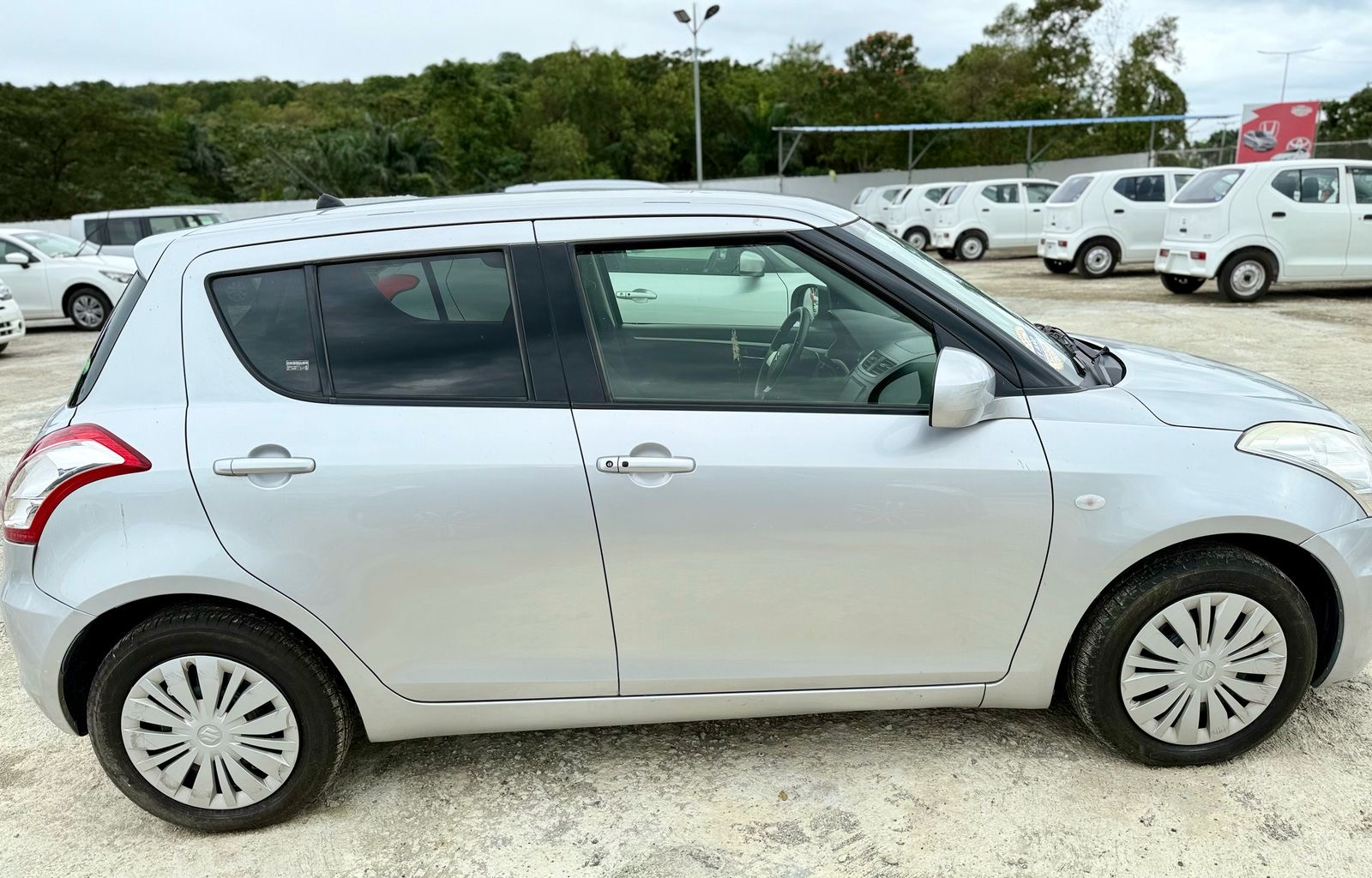 Suzuki Swift 2017  Foto 7270820-6.jpg