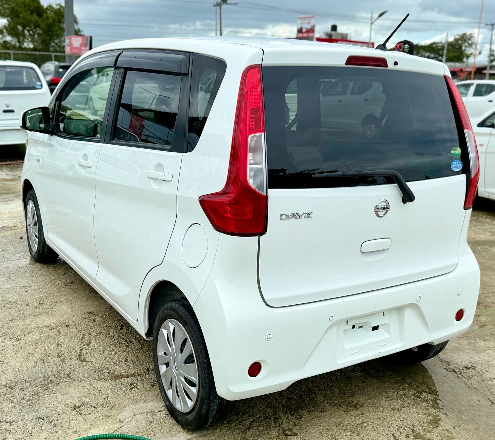 Nissan Dayz 2018  Foto 7270821-5.jpg