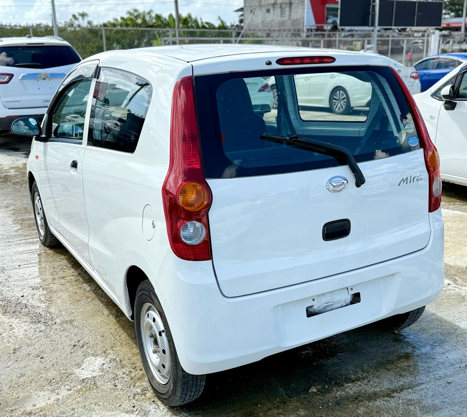 Daihatsu Mira 2018 Foto 7270853-6.jpg