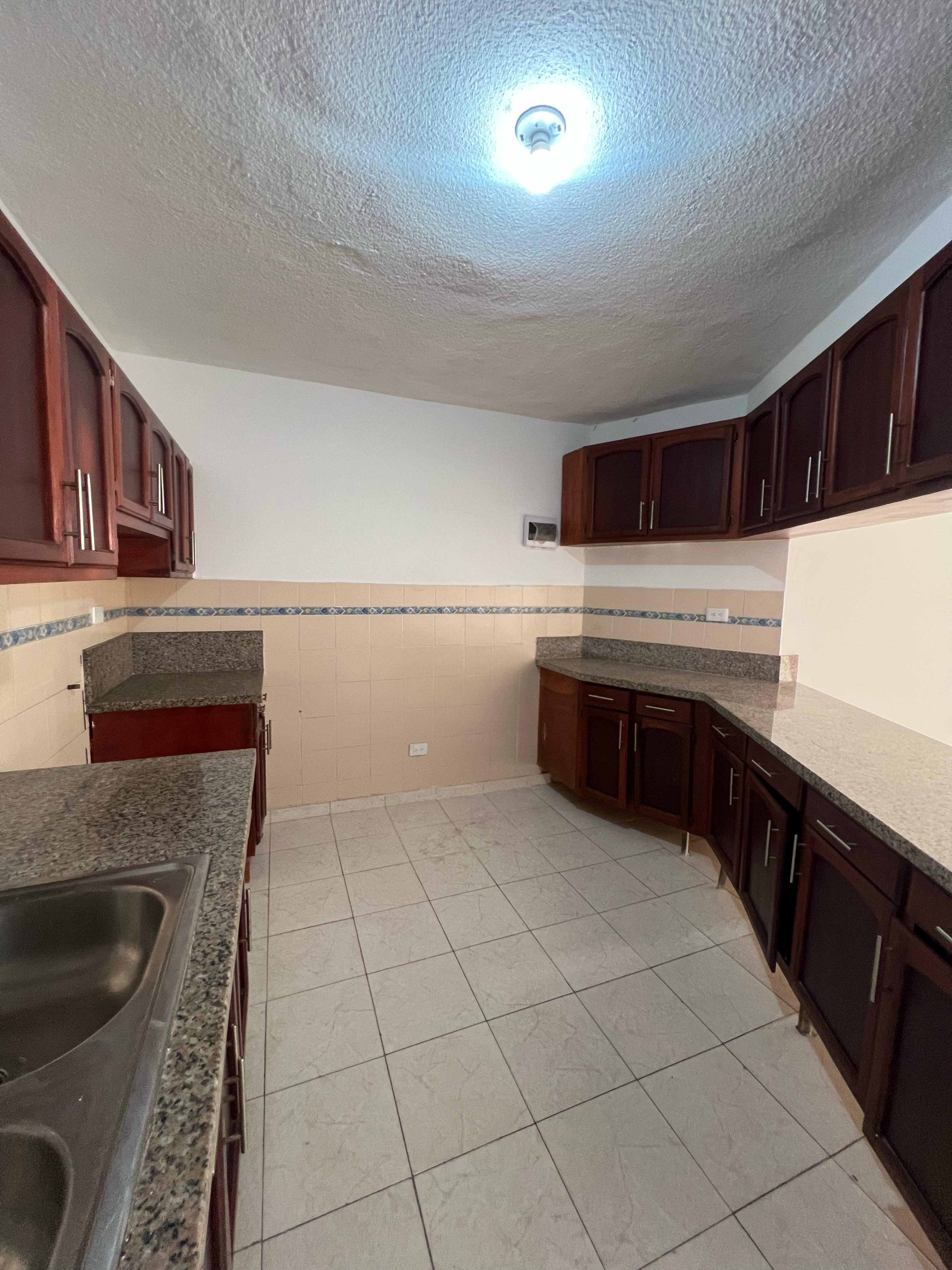 Alquilo y Vendo Apartamento en la Esperilla 1er nivel prox al parque i Foto 7270866-10.jpg