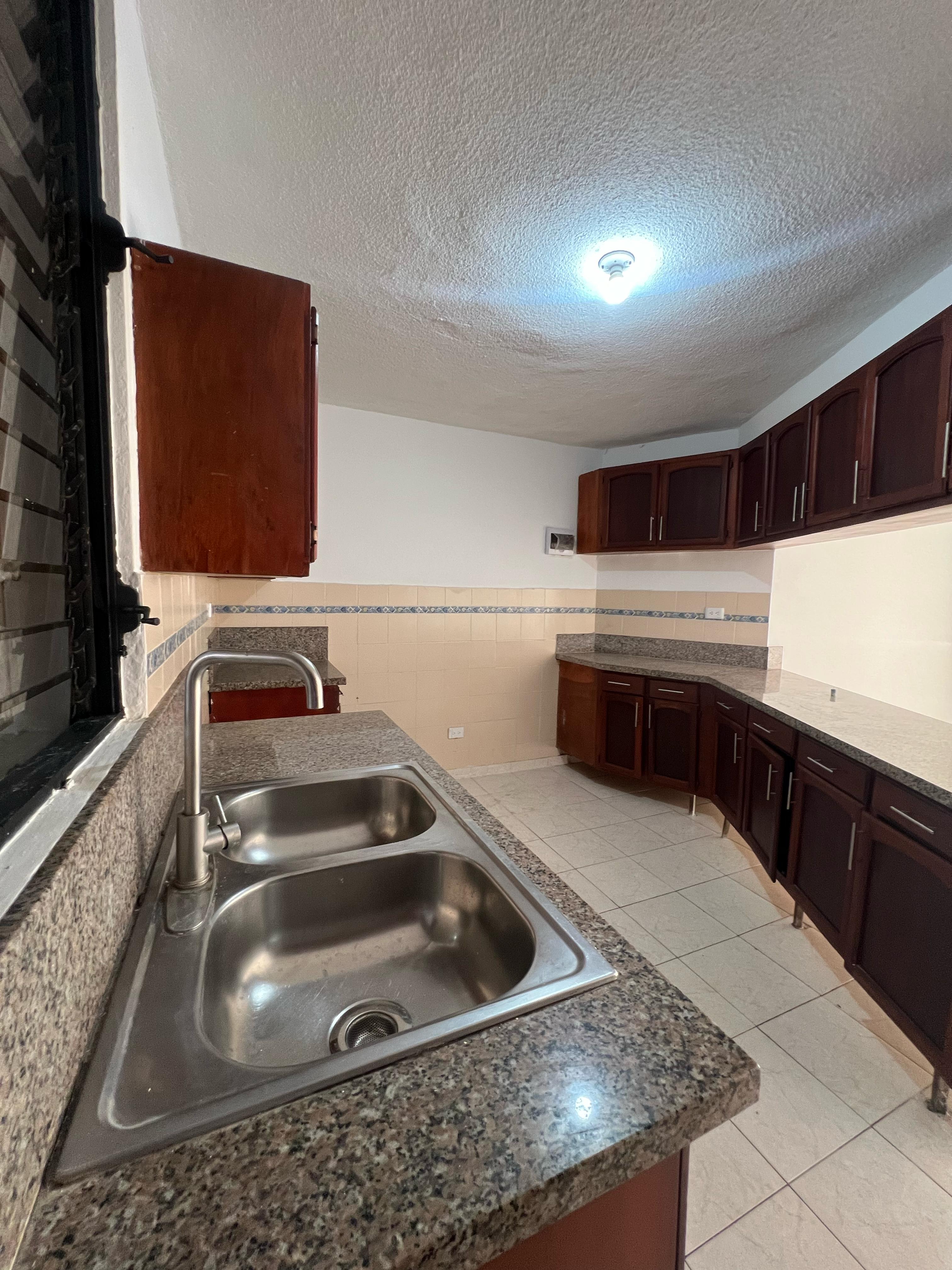 Alquilo y Vendo Apartamento en la Esperilla 1er nivel prox al parque i Foto 7270866-14.jpg