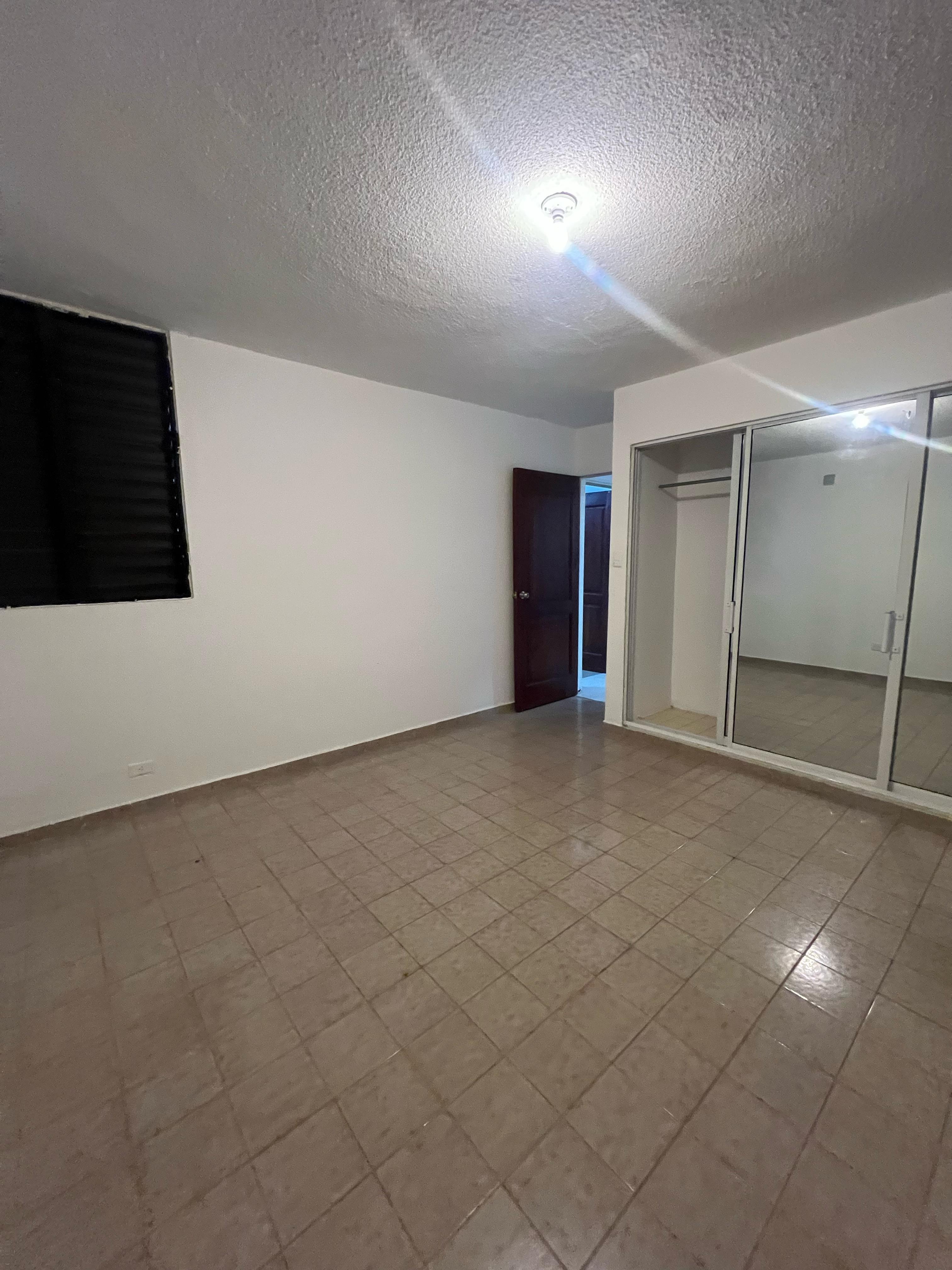 Alquilo y Vendo Apartamento en la Esperilla 1er nivel prox al parque i Foto 7270866-3.jpg