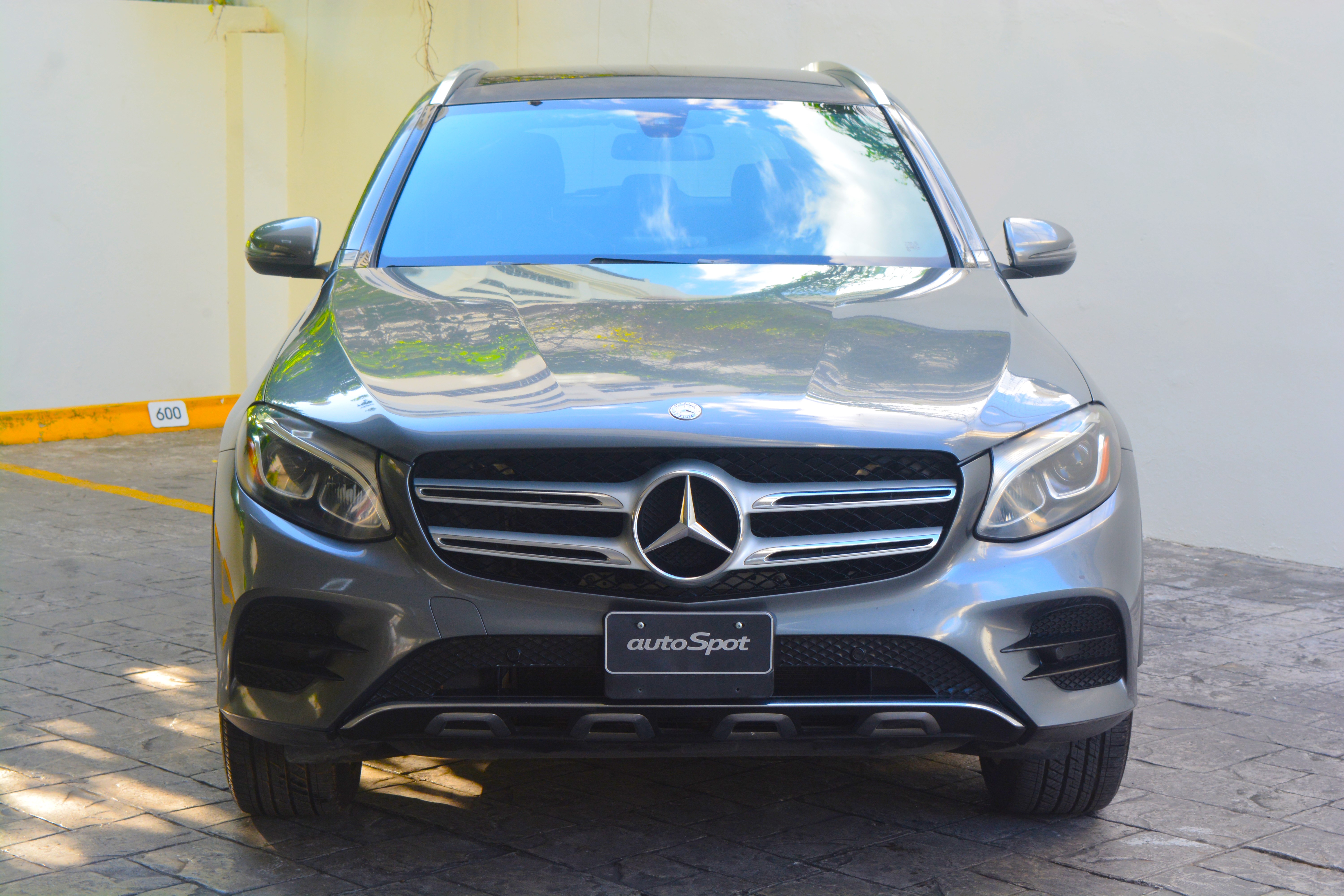 Mercedes Benz GLC 300 2017  Foto 7271026-2.jpg