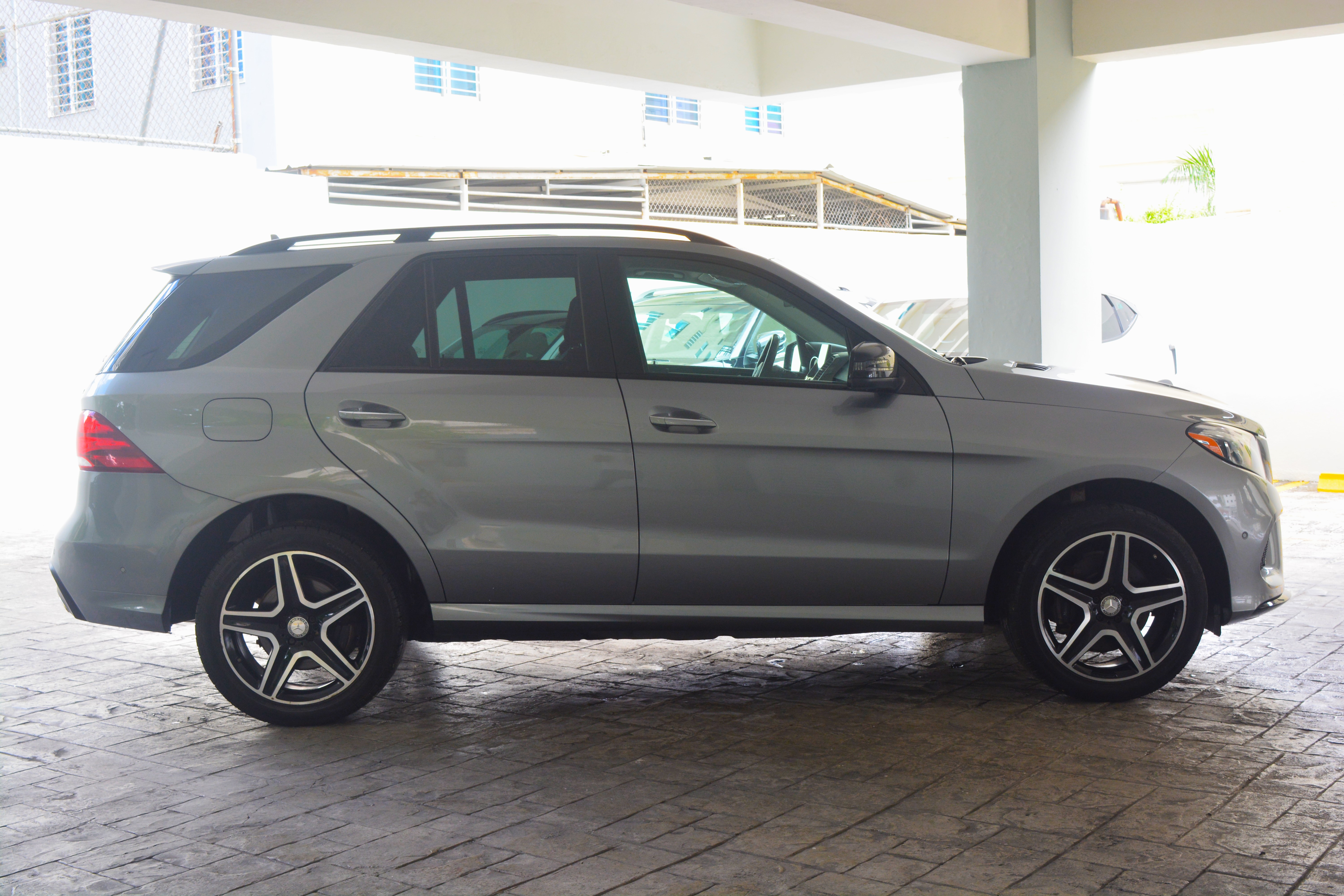 Mercedes Benz GLE 350 2016 KIT AMG Foto 7271028-4.jpg