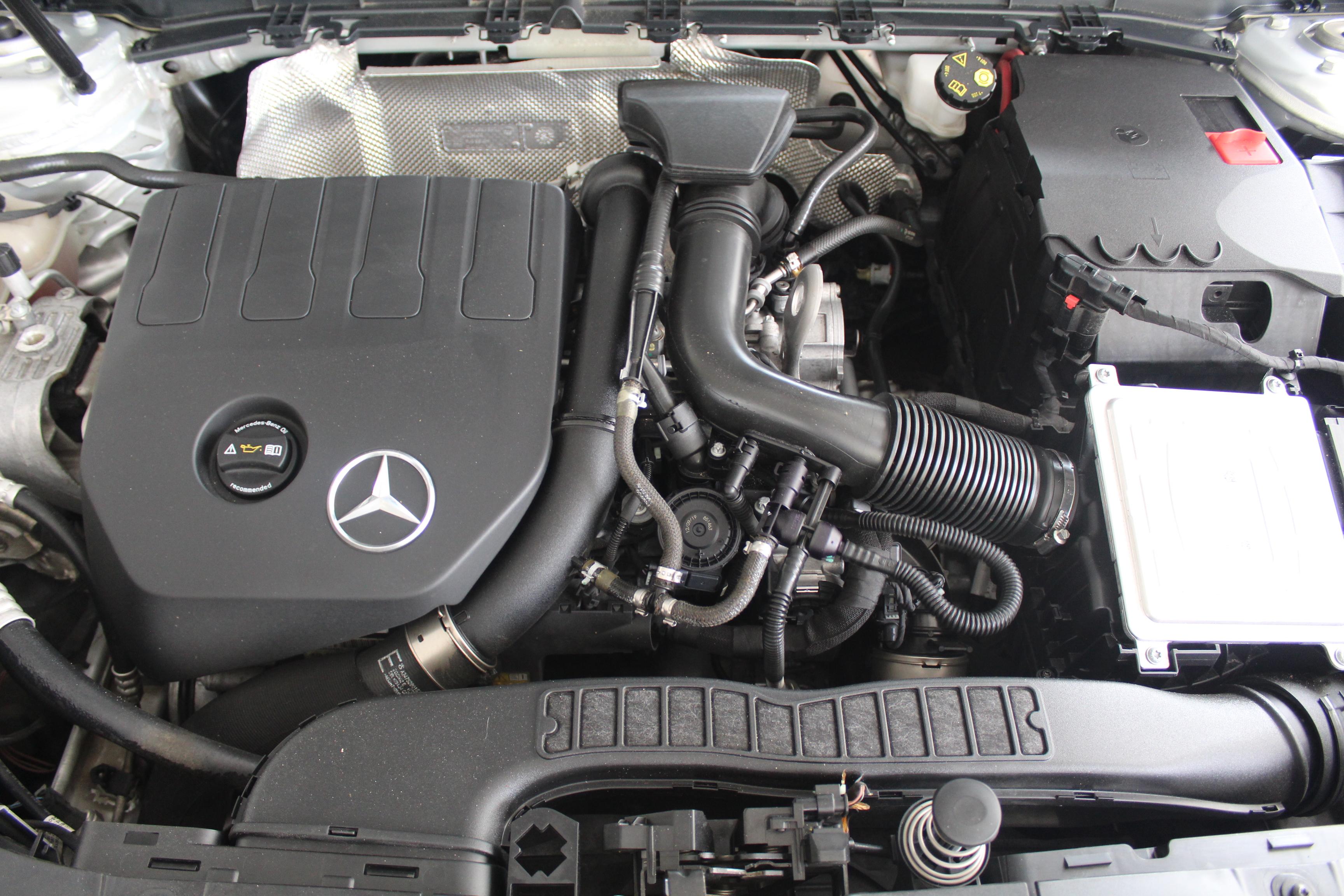 Mercedes Benz GLB 200 AMG 2020 AMG Foto 7271030-11.jpg