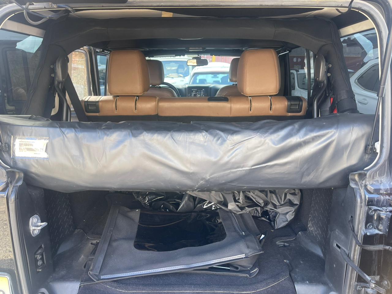 Jeep Ulimited Sport Sahara 2017 Foto 7271032-10.jpg