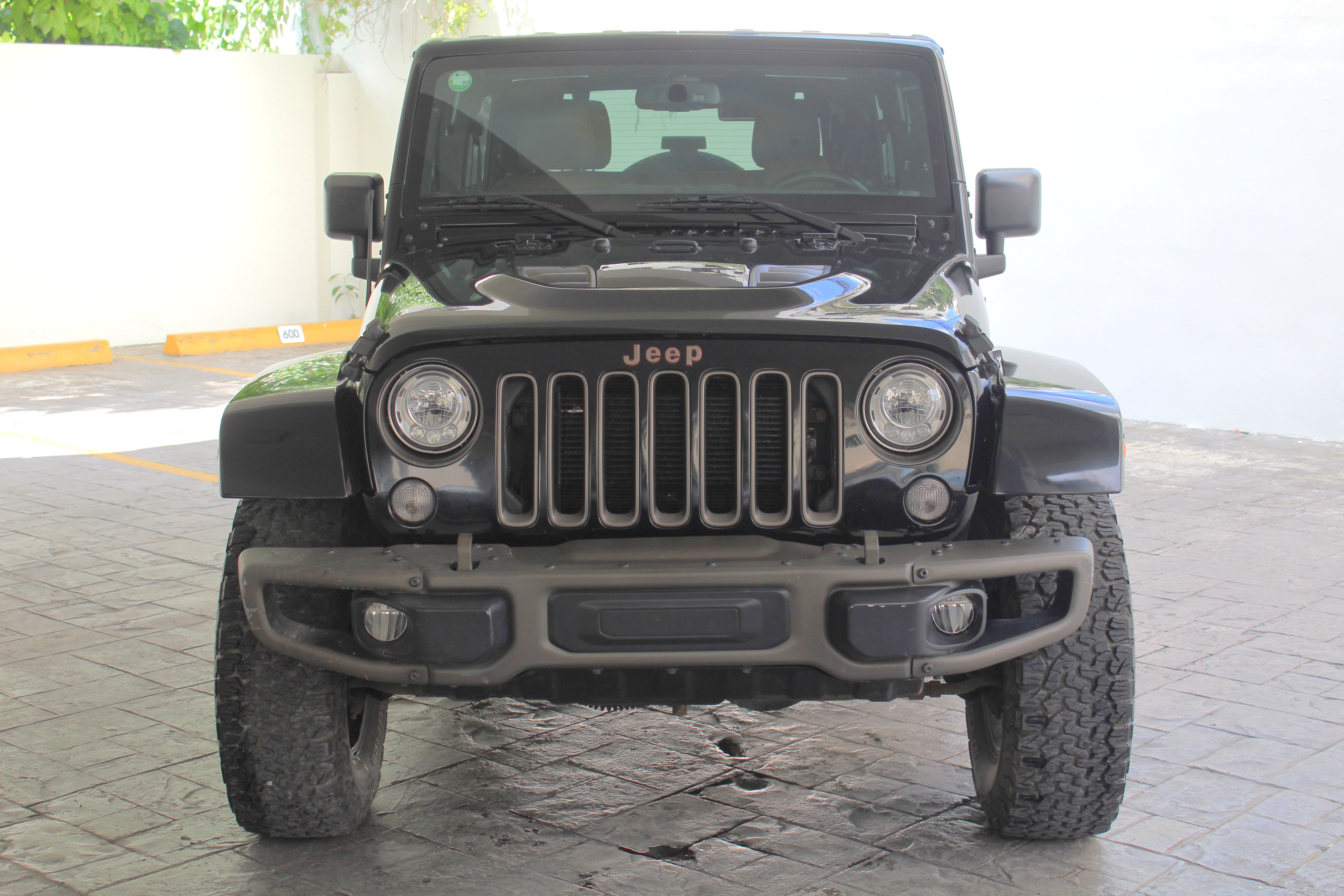Jeep Ulimited Sport Sahara 2017 Foto 7271032-2.jpg