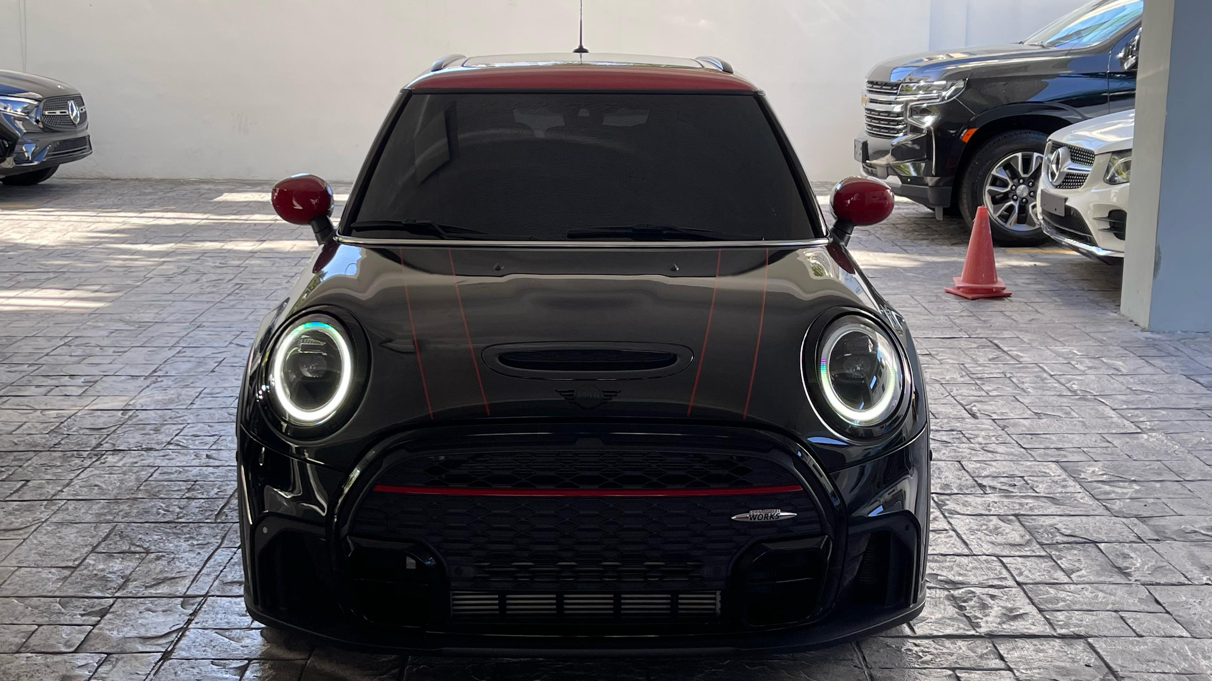 Mini Cooper JCW 2024 Foto 7271035-2.jpg