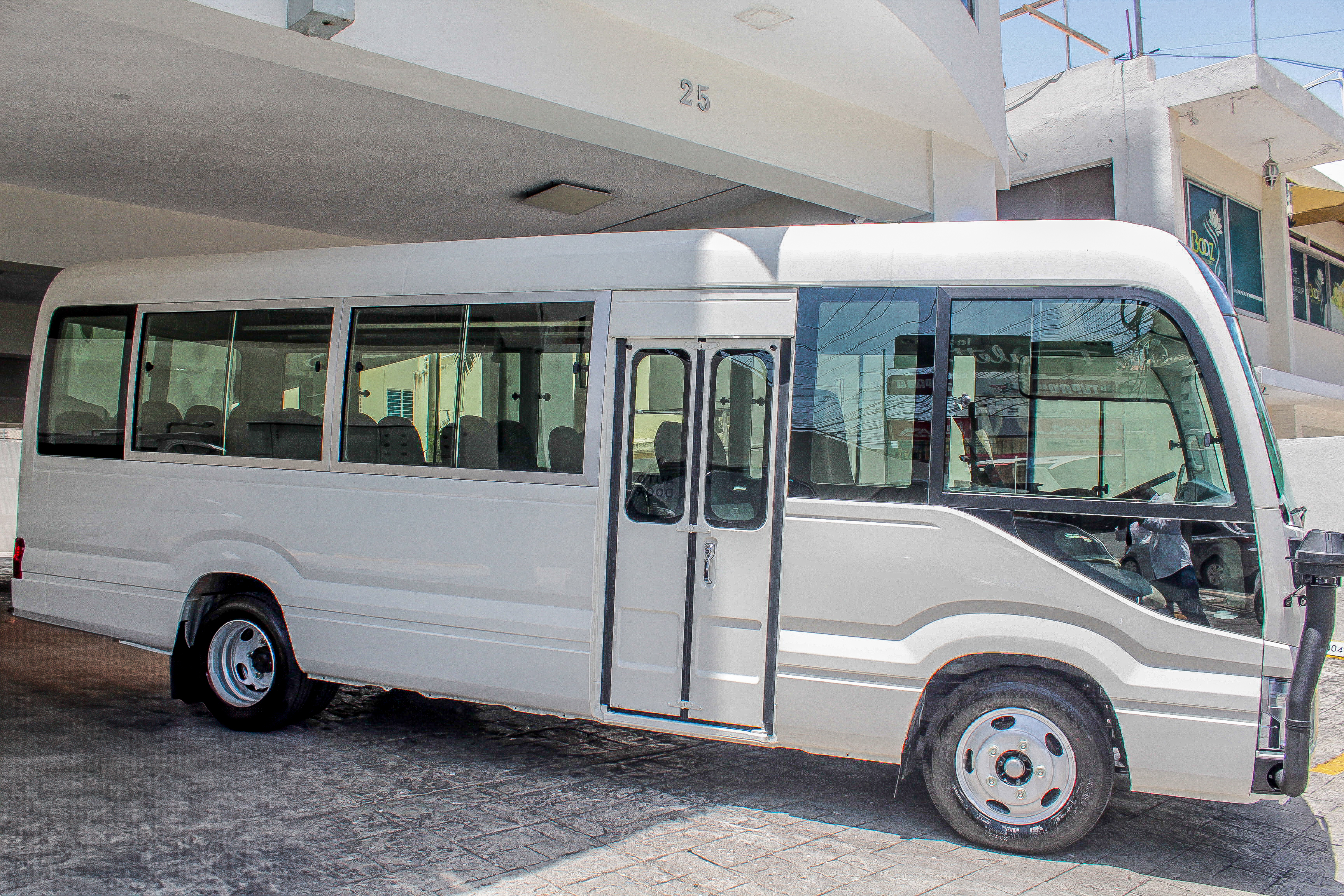 Toyota COASTER 2025 Foto 7271036-4.jpg