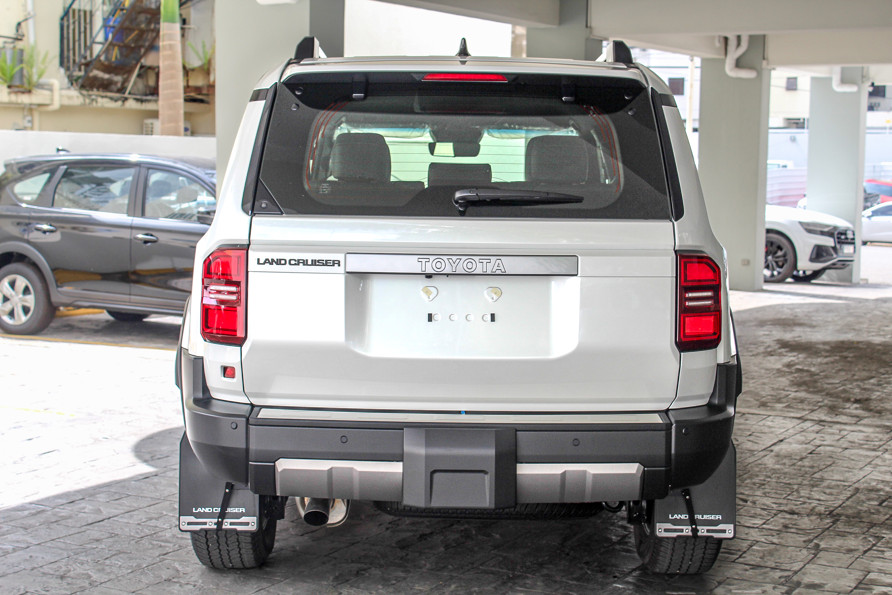 Toyota Land Cruiser Prado All Rounder 2025 Foto 7271037-3.jpg