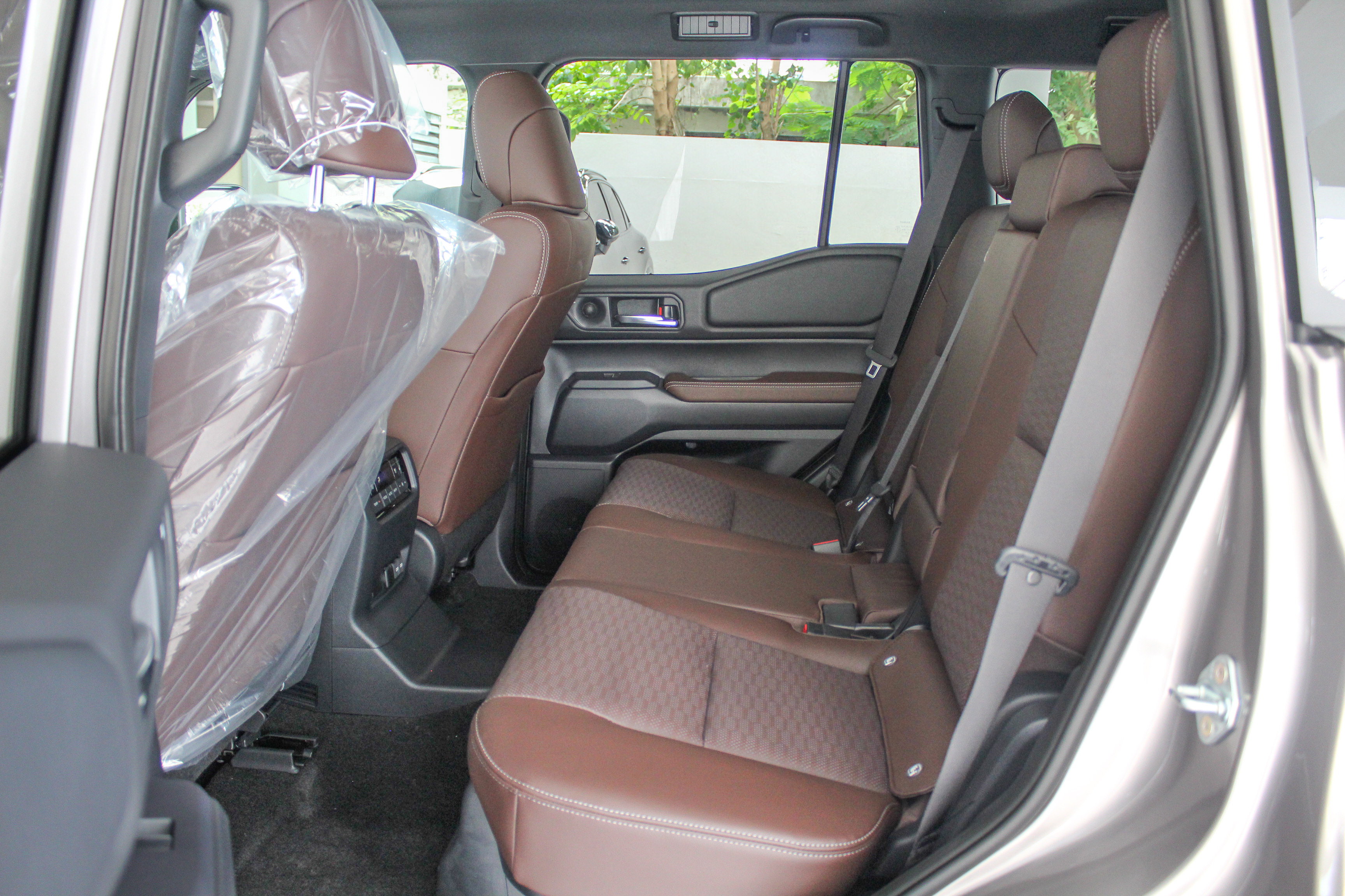 Toyota Land Cruiser Prado ADVENTURE 2025 Foto 7271038-10.jpg