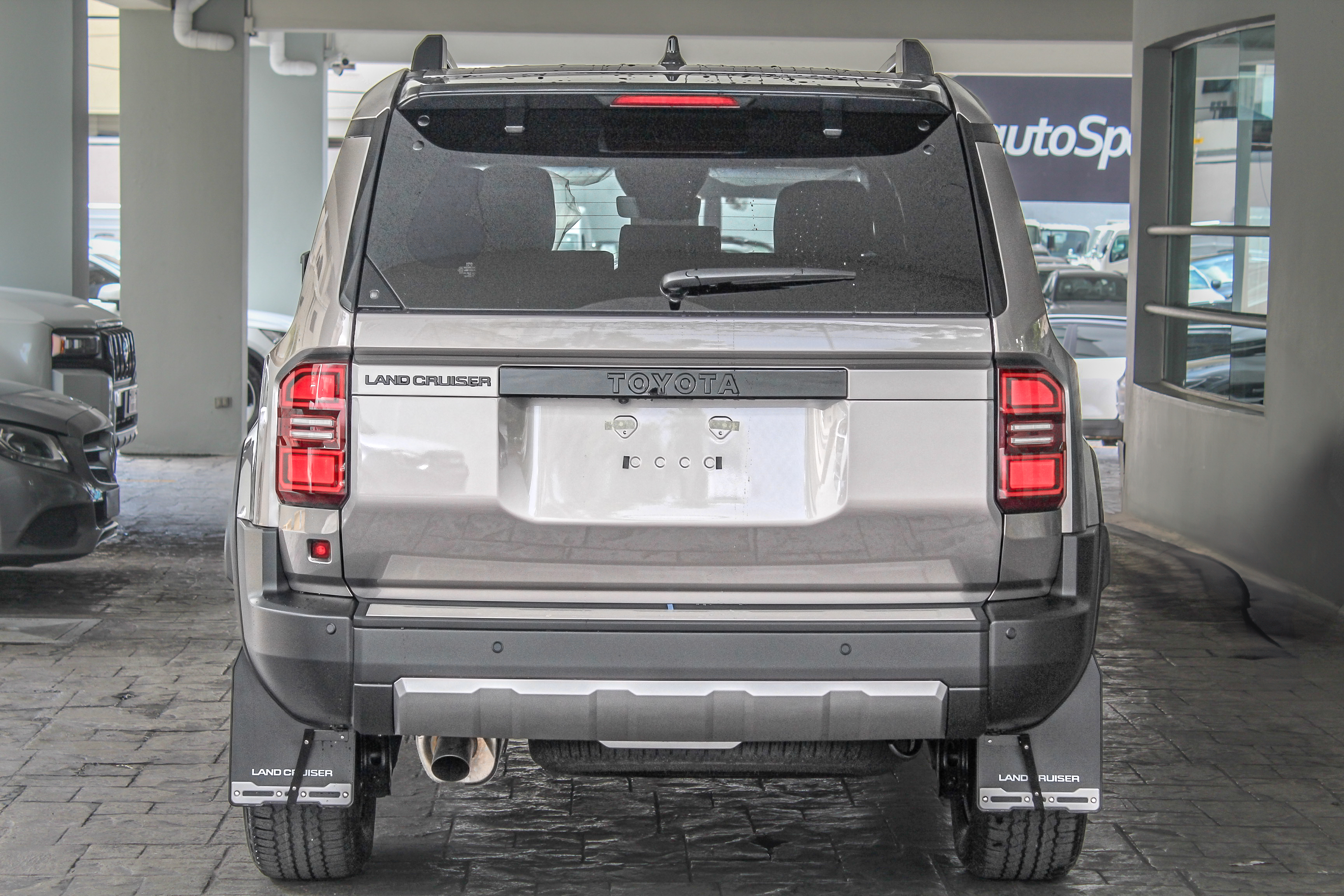 Toyota Land Cruiser Prado ADVENTURE 2025 Foto 7271038-3.jpg