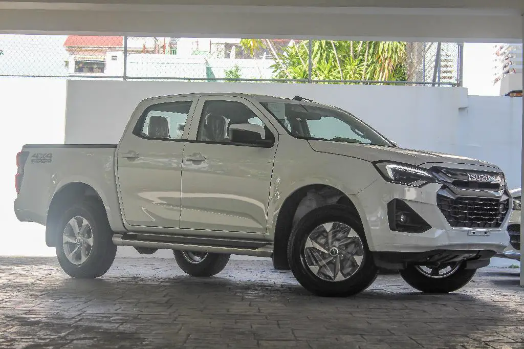 Isuzu Dmax LS 2025 Foto 7271041-1.jpg