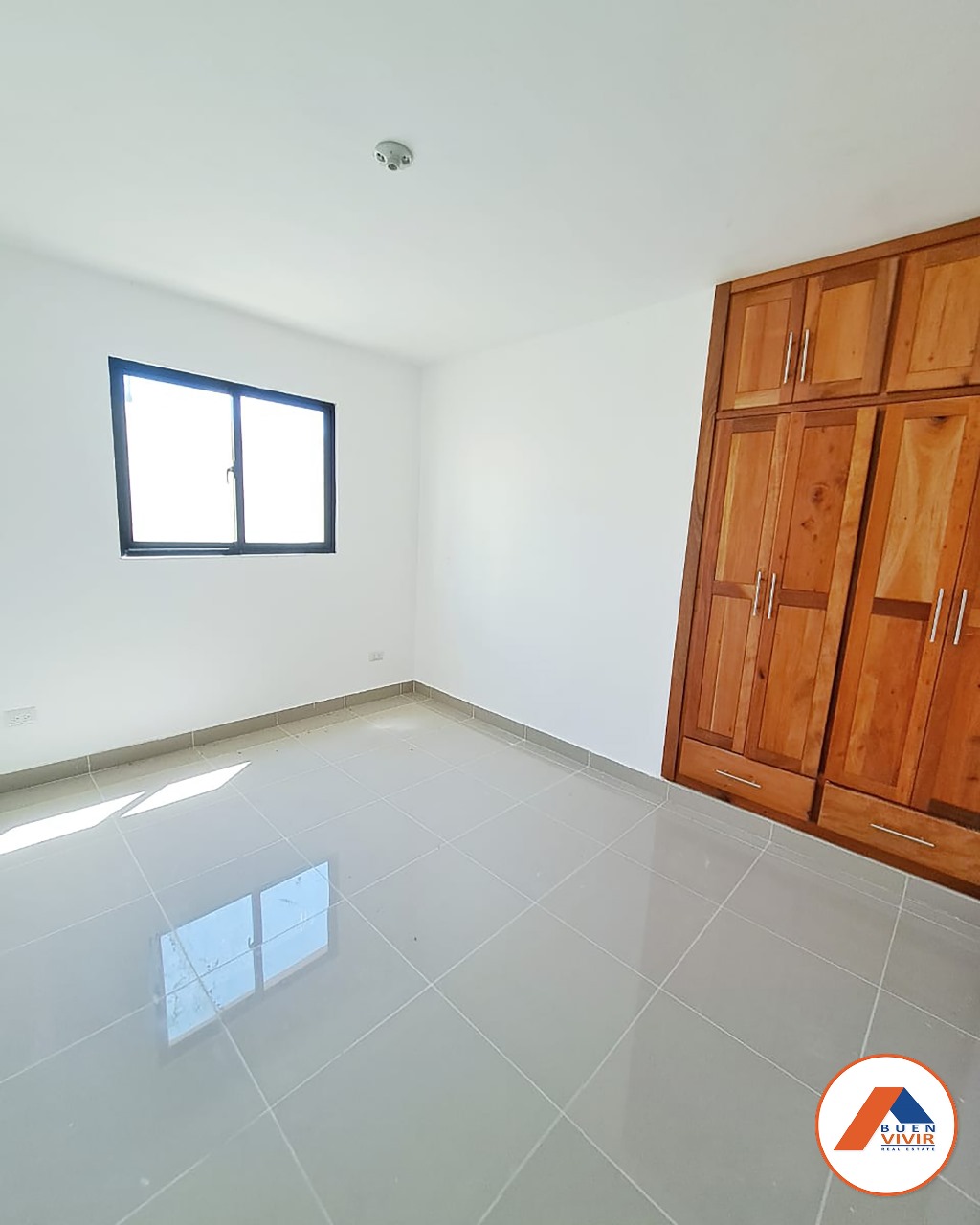 EDIFICIO RESIDENCIAL EN PRADO ORIENTAL Foto 7271096-2.jpg