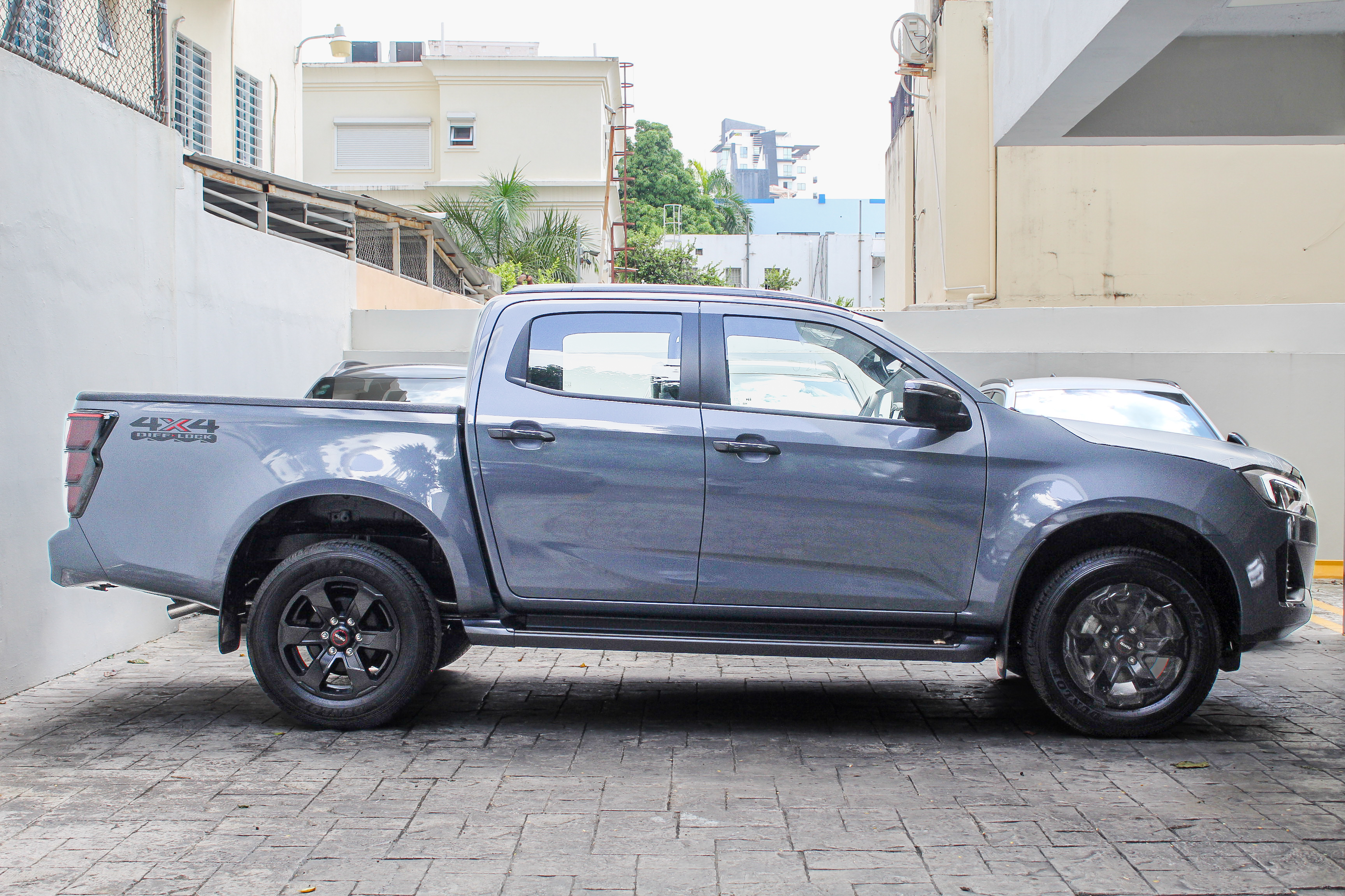 Isuzu Dmax LSE 2025 Foto 7271107-4.jpg
