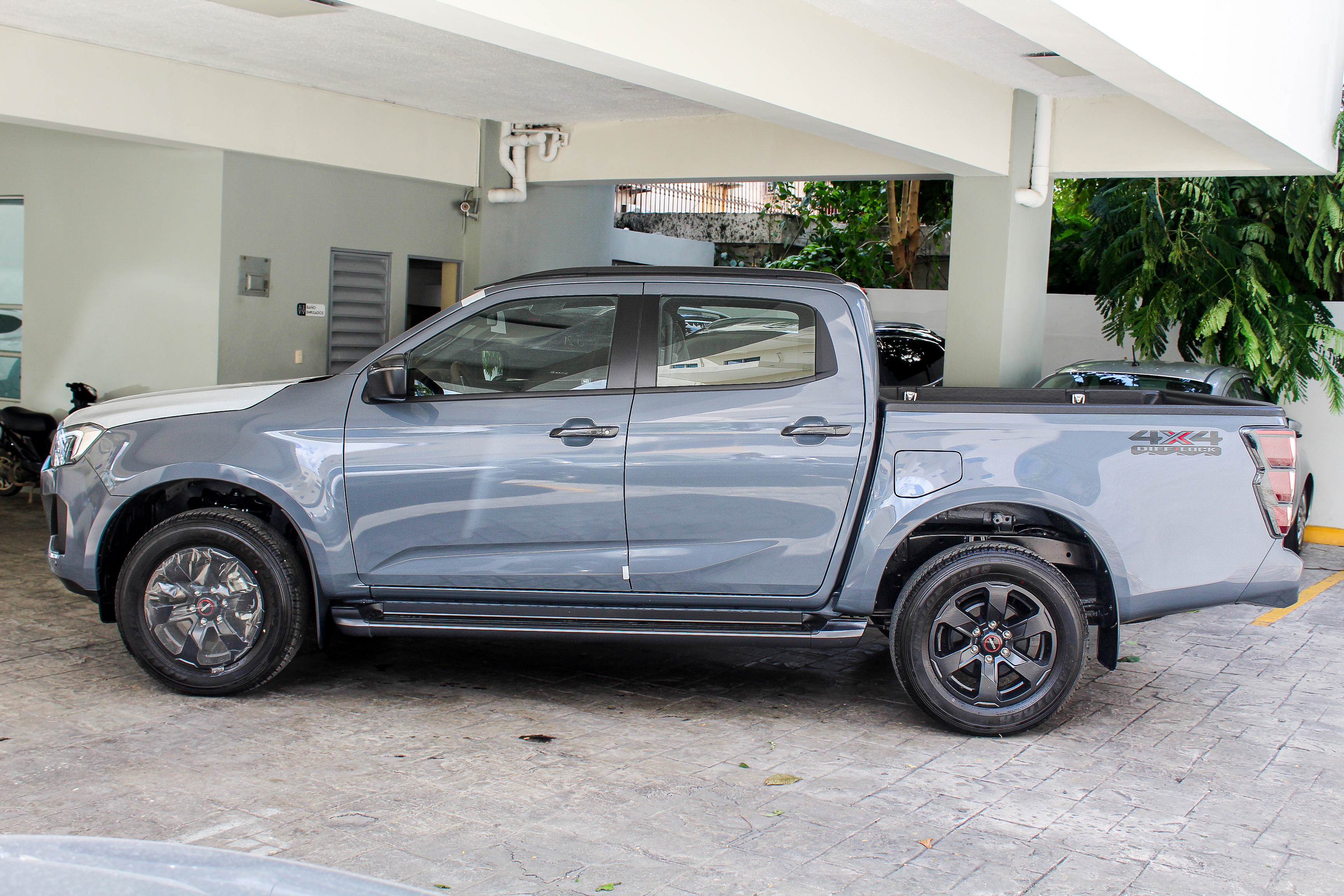 Isuzu Dmax LSE 2025 Foto 7271107-5.jpg