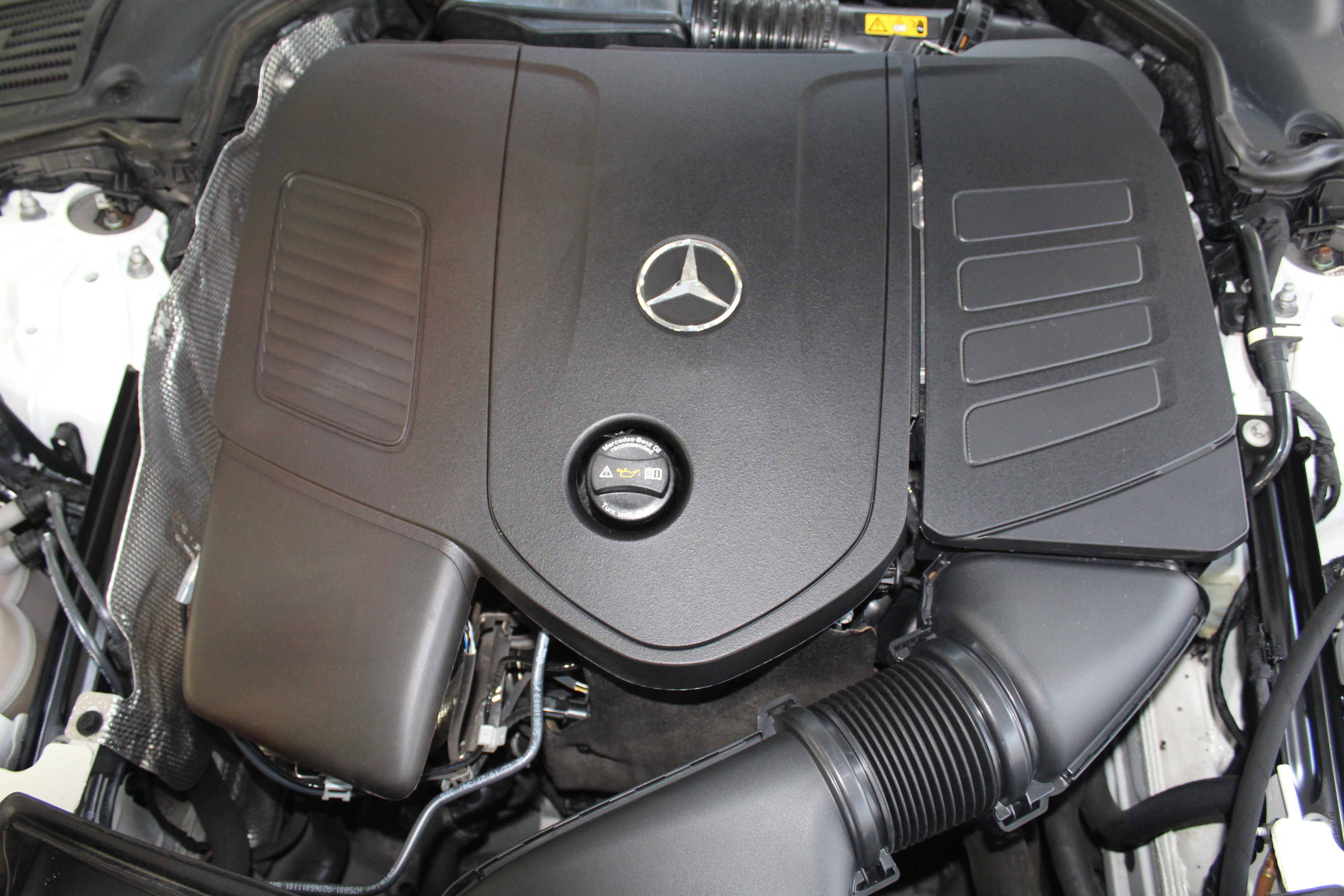 Mercedes Benz C300 2022  Foto 7271113-13.jpg