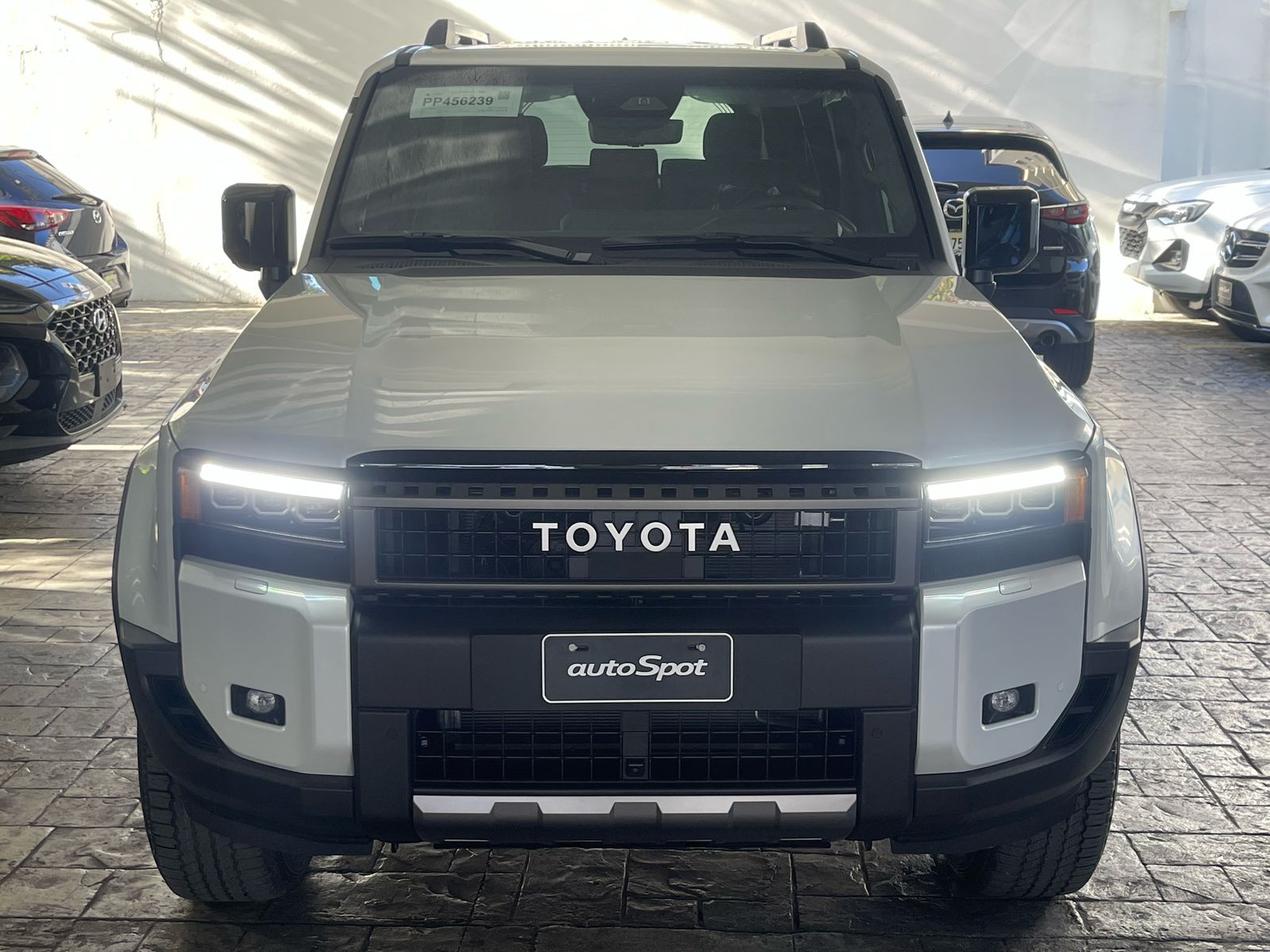 Toyota Land Cruiser Prado ADVENTURE 2025 Foto 7271114-2.jpg