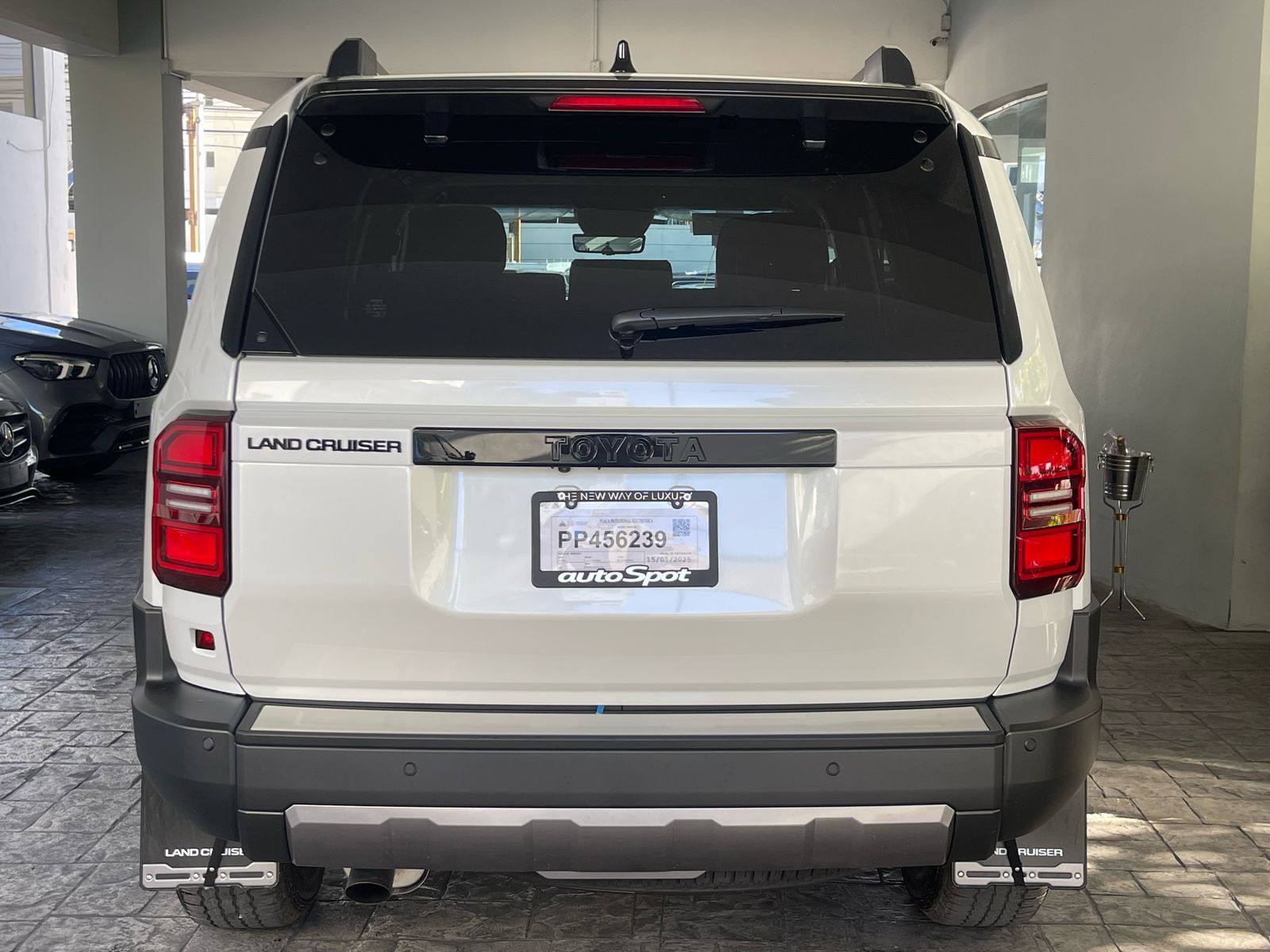 Toyota Land Cruiser Prado ADVENTURE 2025 Foto 7271114-3.jpg