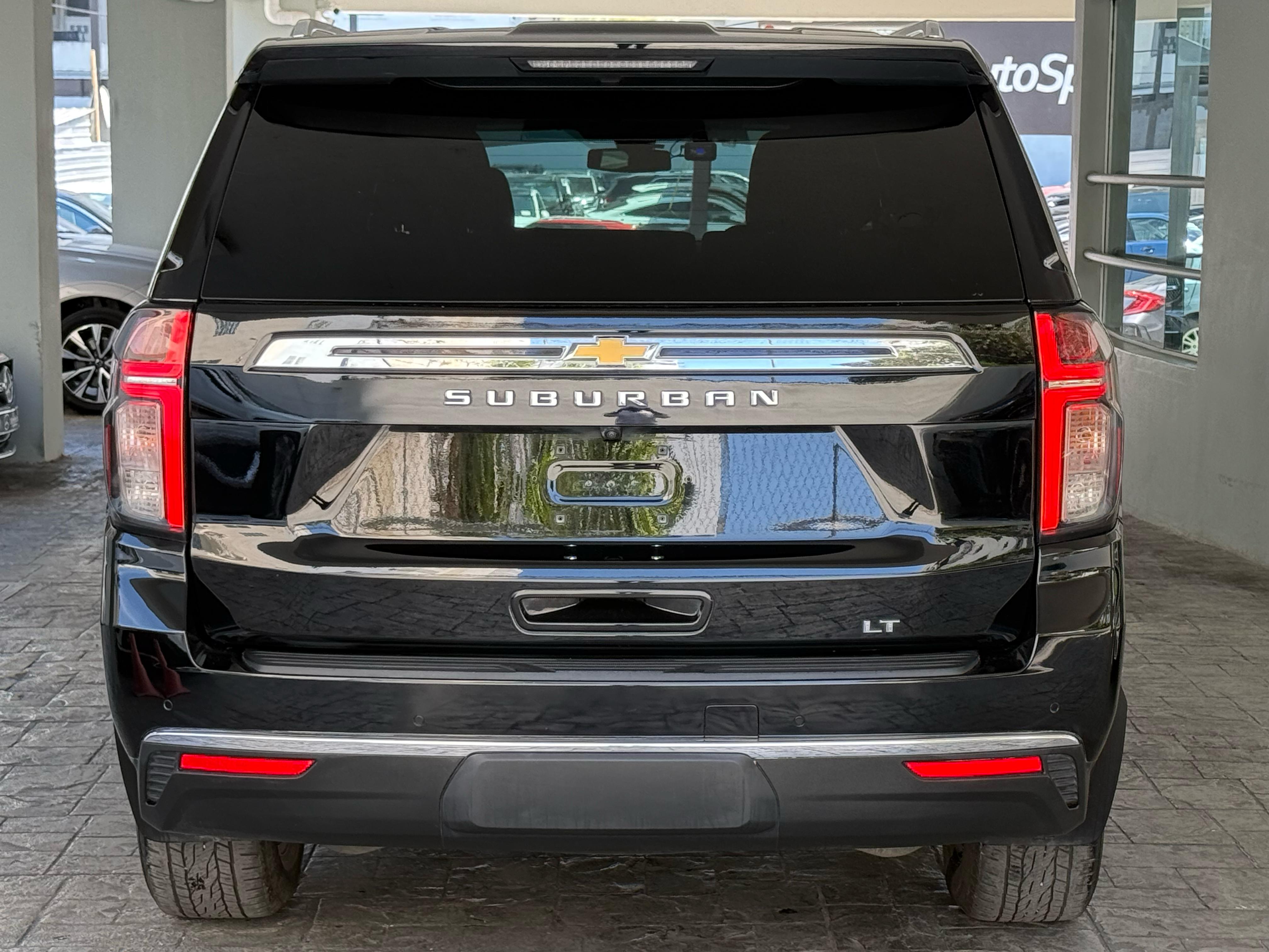 Chevrolet Suburban LT 2021 Foto 7271119-3.jpg