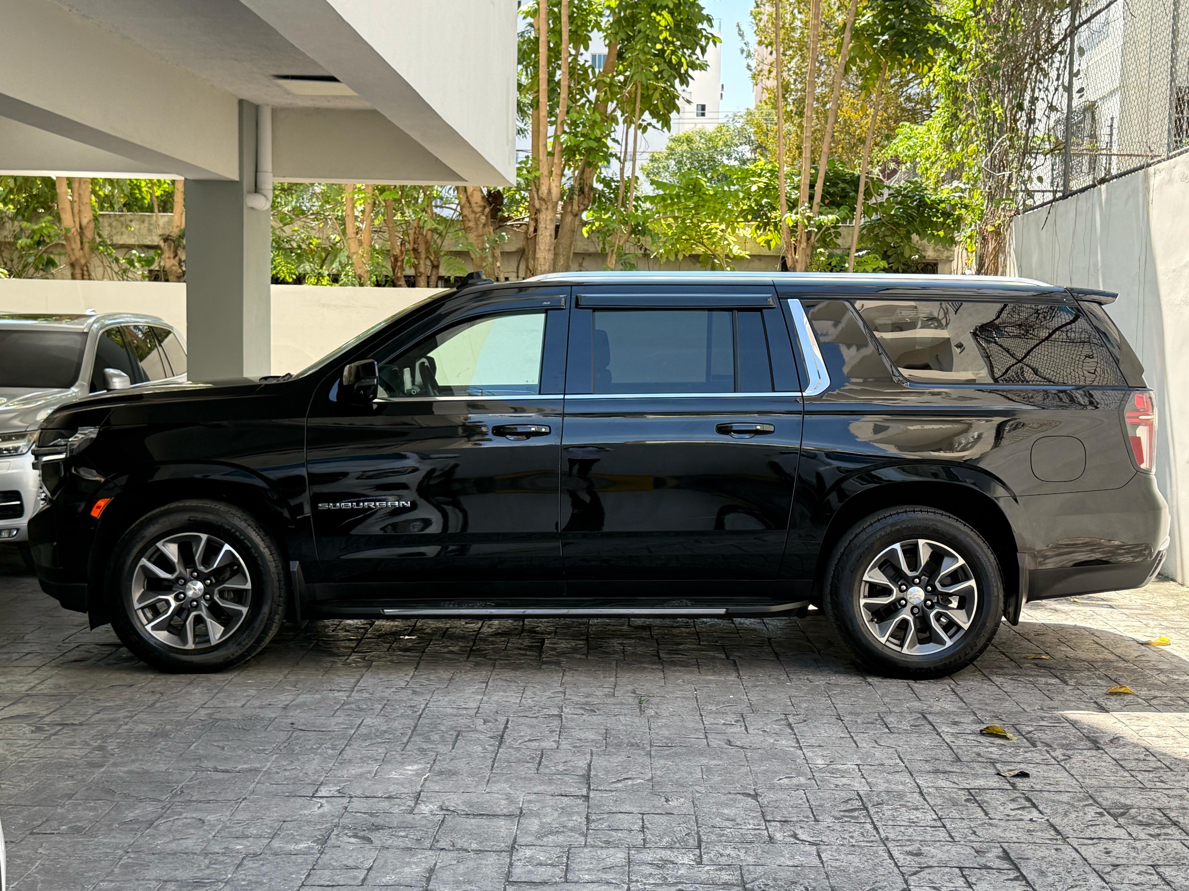 Chevrolet Suburban LT 2021 Foto 7271119-5.jpg
