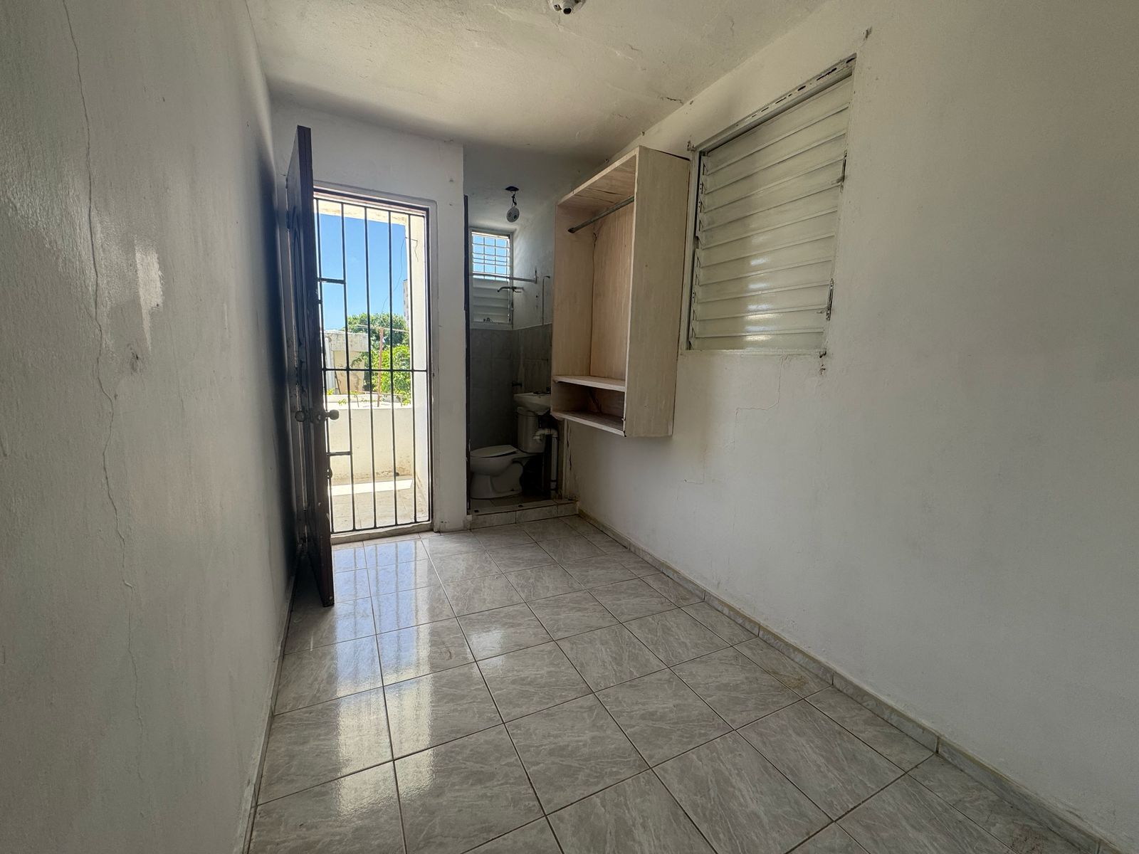 VENDO CASA EN MIRAMAR DE DOS NIVELES EN LA AVENIDA INDEPENDENCIA Foto 7271122-9.jpg